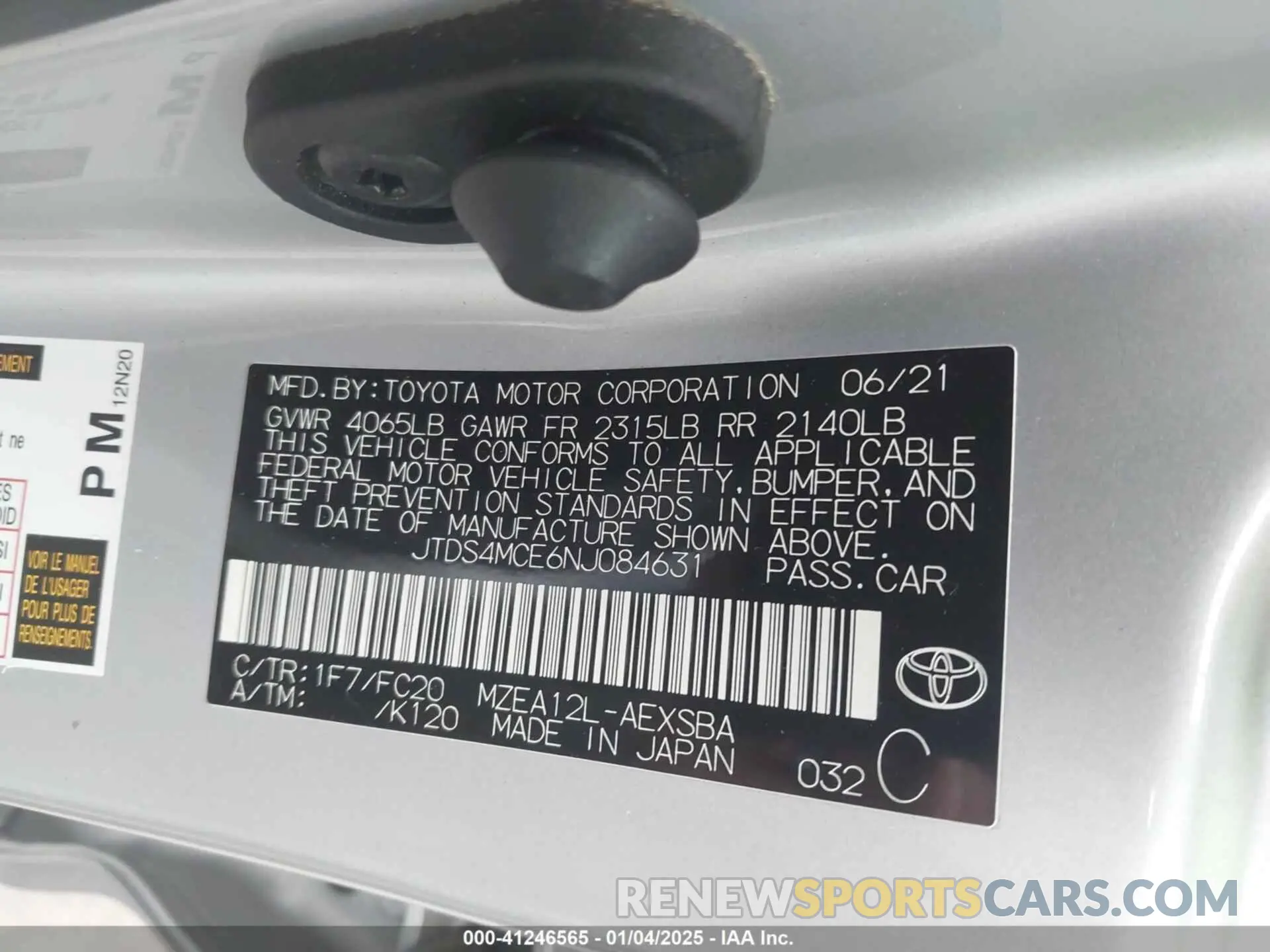 9 fotografías del automóvil dañado JTDS4MCE6NJ084631 TOYOTA COROLLA 2022