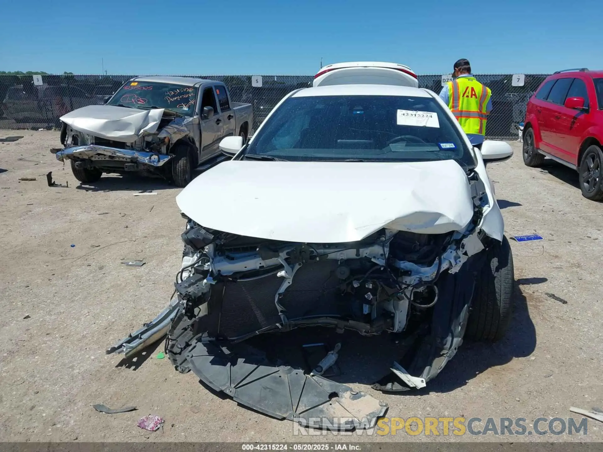 12 fotografías del automóvil dañado JTDS4MCE7N3502408 TOYOTA COROLLA 2022