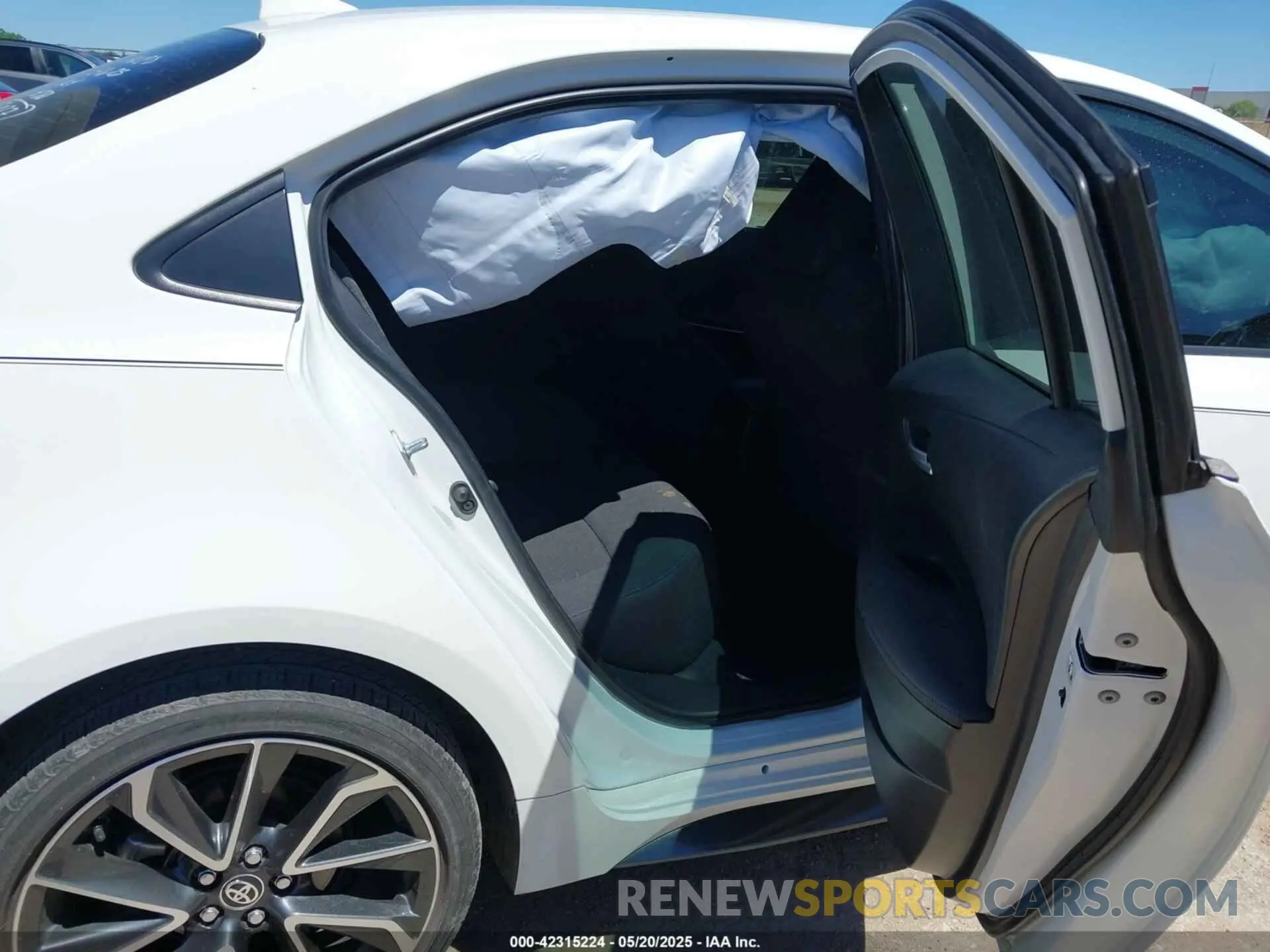 8 fotografías del automóvil dañado JTDS4MCE7N3502408 TOYOTA COROLLA 2022