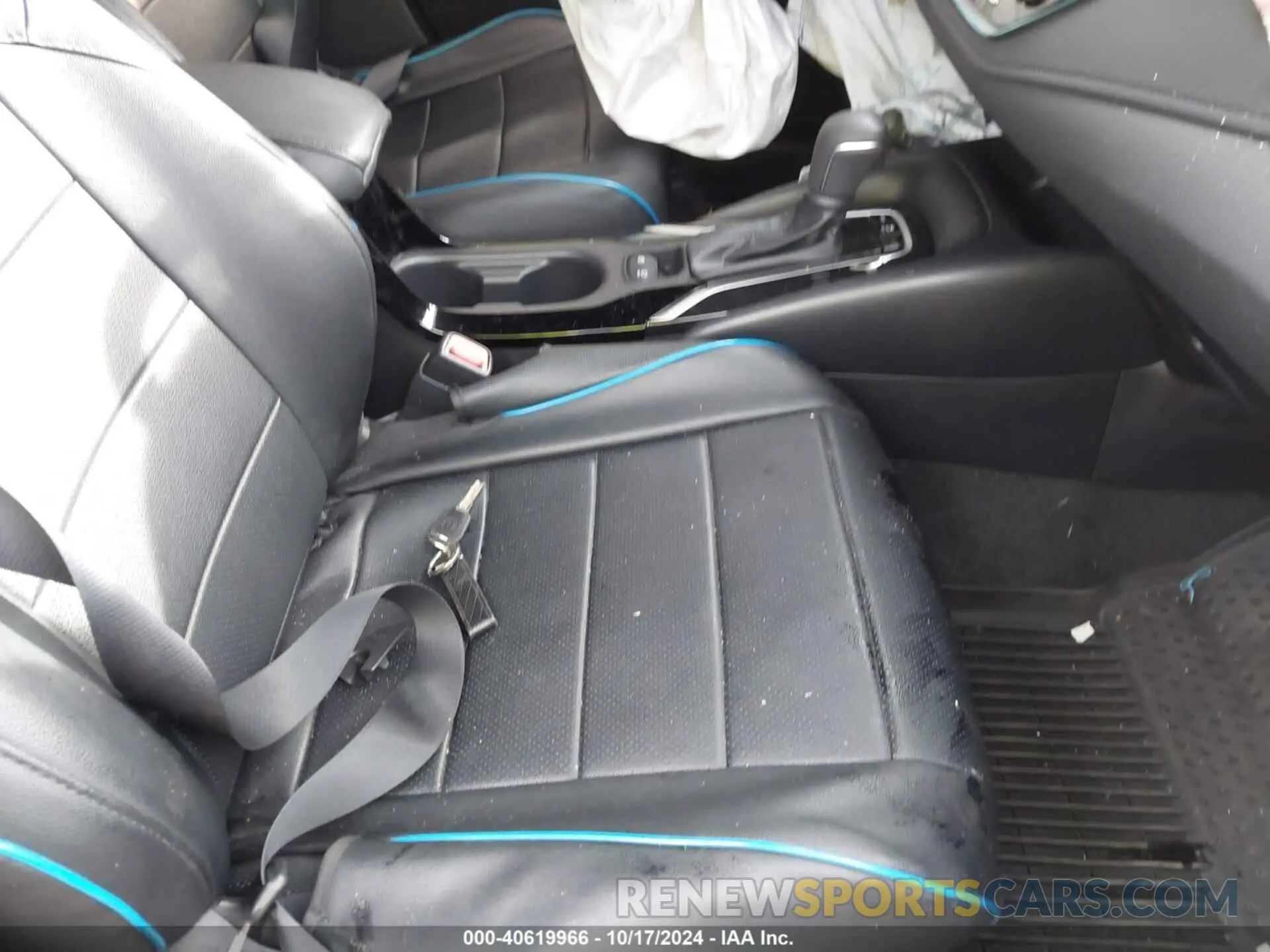 5 fotografías del automóvil dañado JTDS4MCE7N3510962 TOYOTA COROLLA 2022