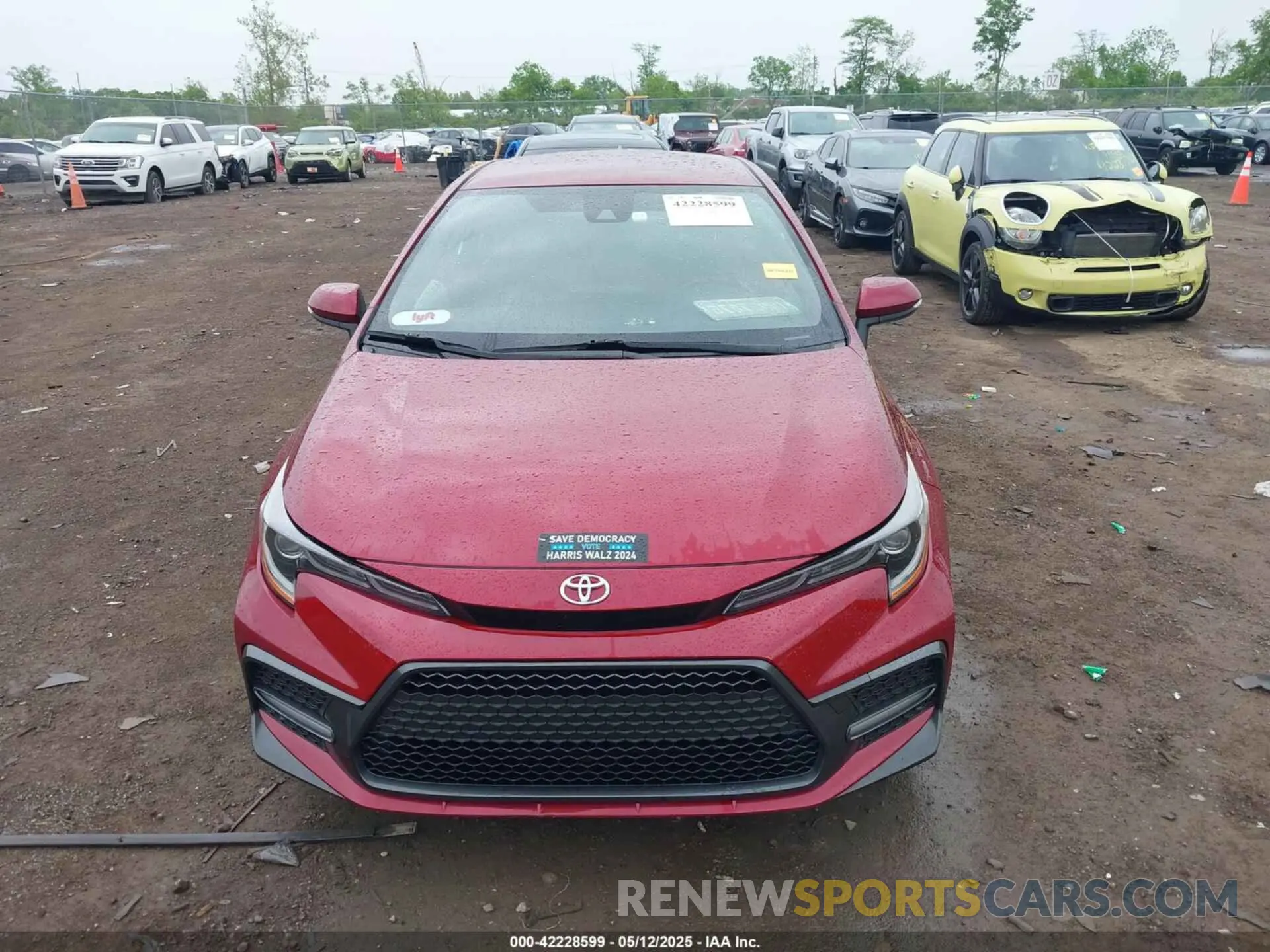 12 fotografías del automóvil dañado JTDS4MCE7NJ082418 TOYOTA COROLLA 2022