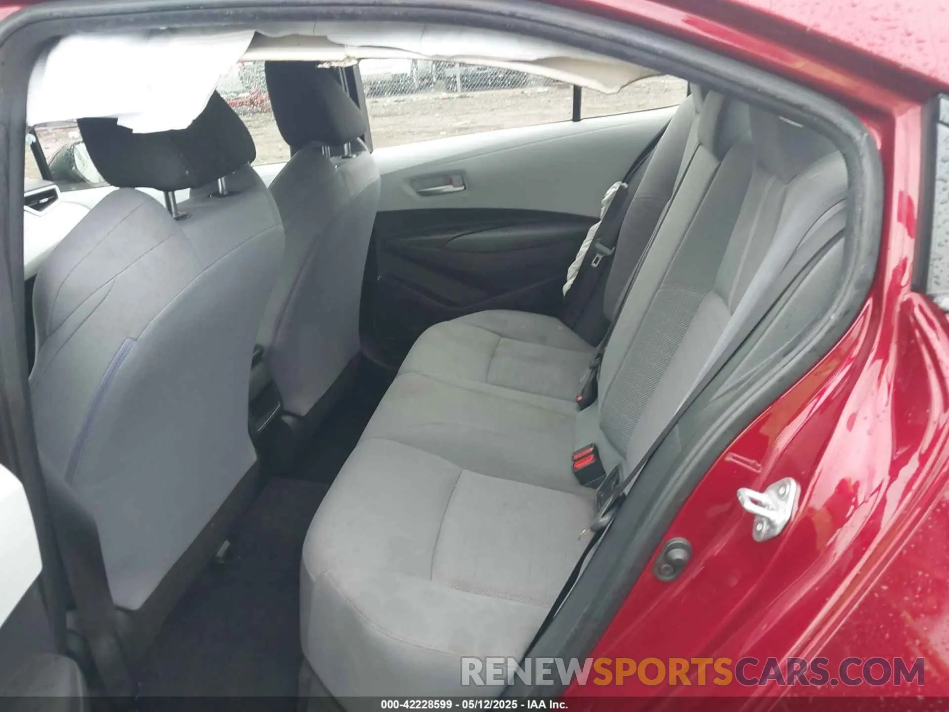 8 fotografías del automóvil dañado JTDS4MCE7NJ082418 TOYOTA COROLLA 2022