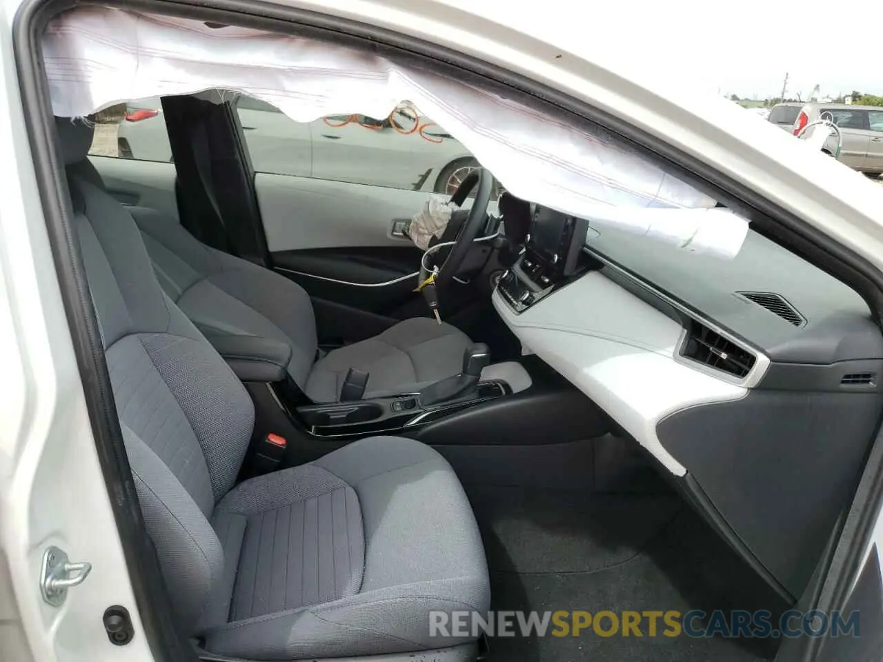5 fotografías del automóvil dañado JTDS4MCE8NJ086199 TOYOTA COROLLA 2022