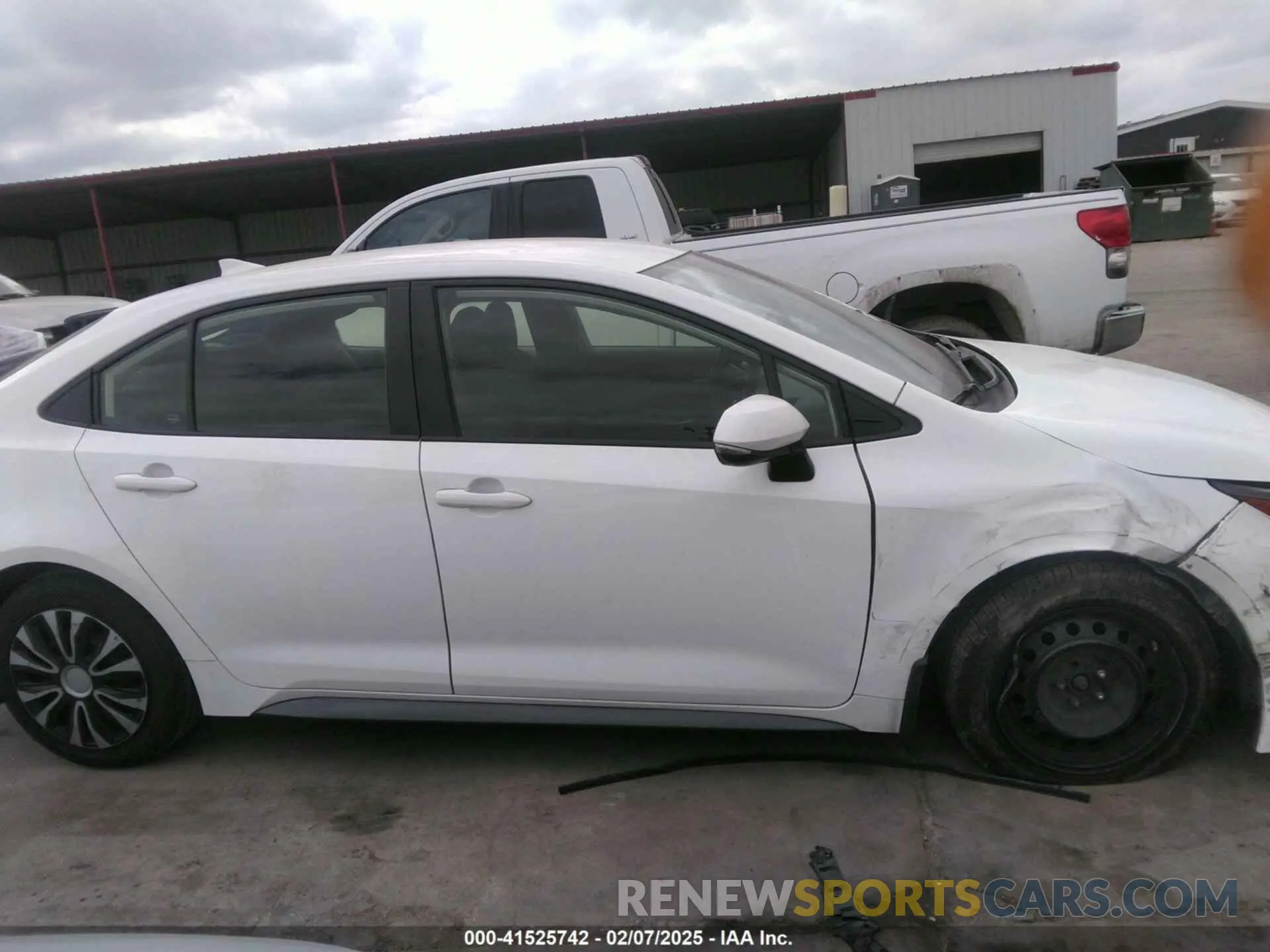 12 fotografías del automóvil dañado JTDS4MCE9N3501583 TOYOTA COROLLA 2022