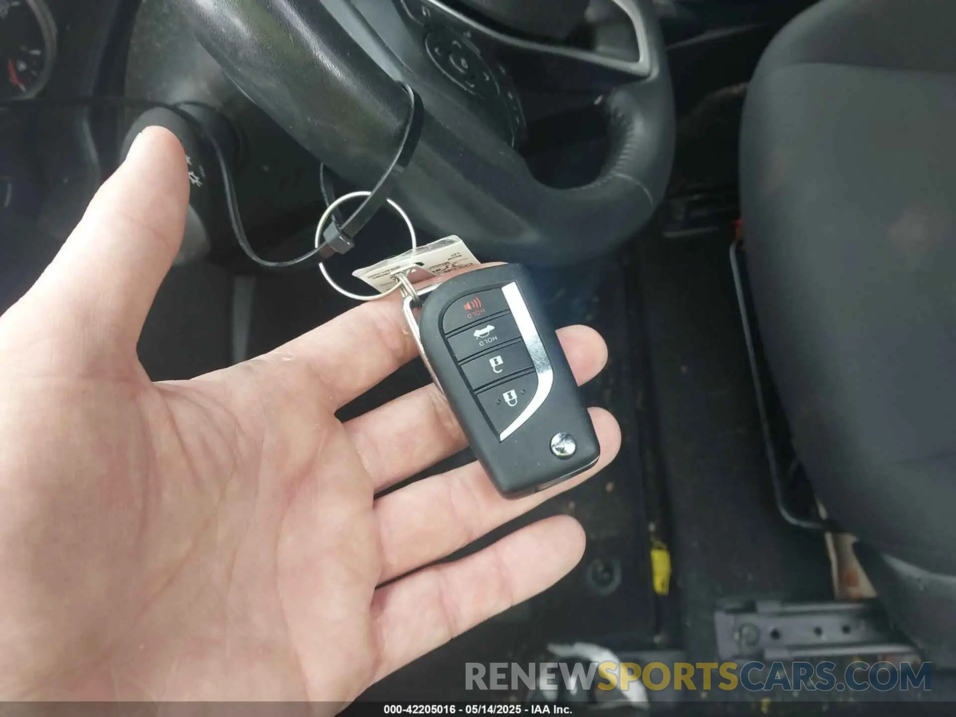 11 fotografías del automóvil dañado JTDS4MCE9N3504239 TOYOTA COROLLA 2022