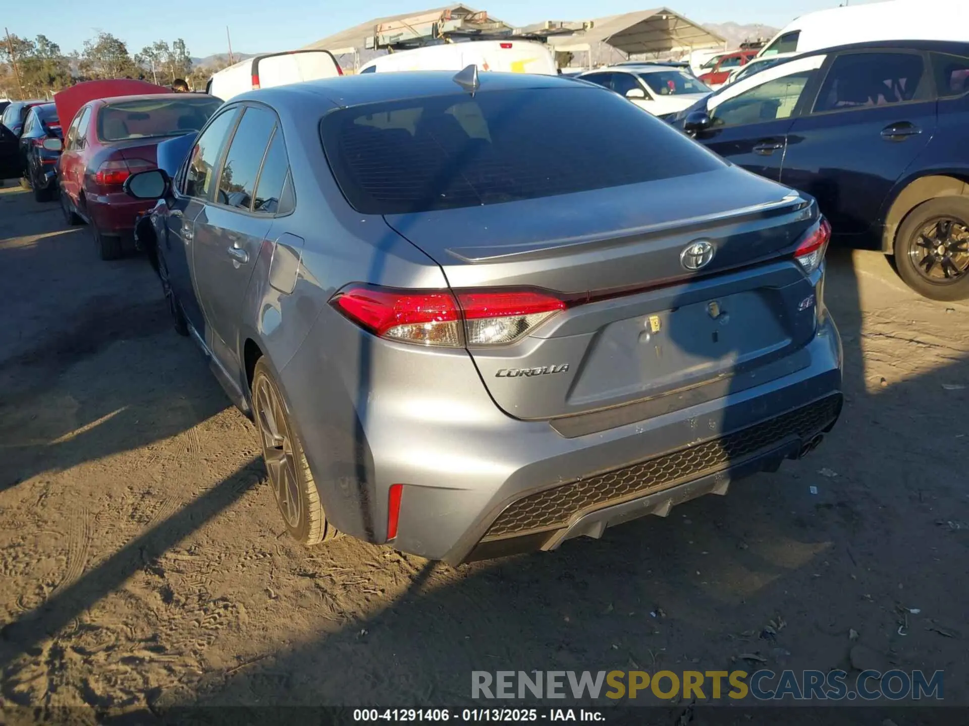 3 fotografías del automóvil dañado JTDS4MCE9NJ082078 TOYOTA COROLLA 2022