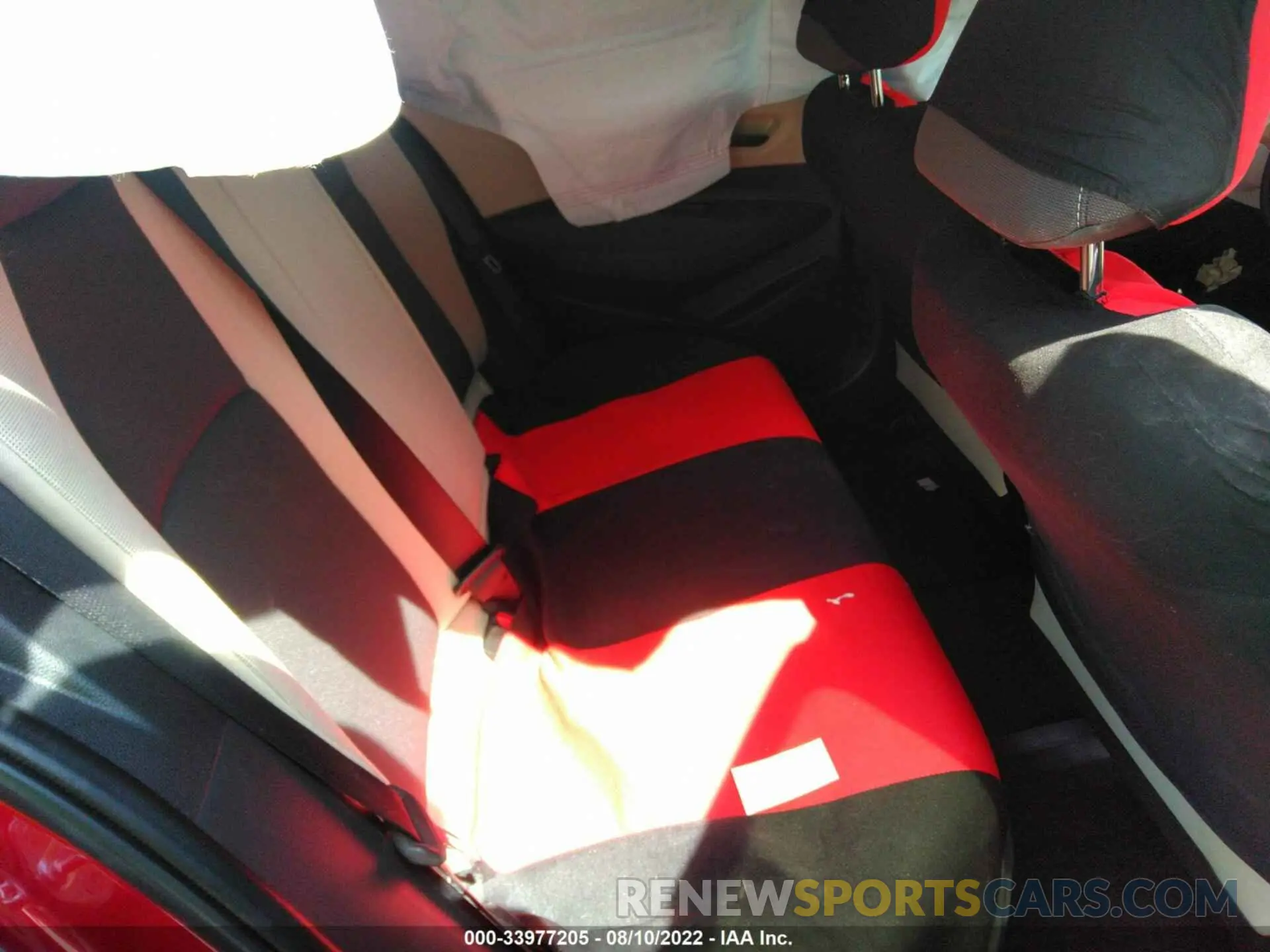 8 fotografías del automóvil dañado JTDVPMAE0NJ211994 TOYOTA COROLLA 2022