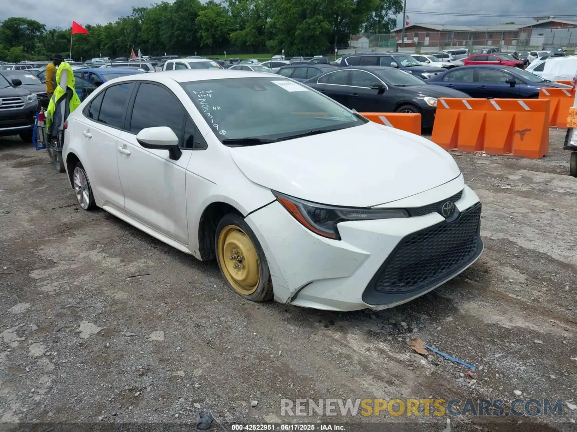 1 fotografías del automóvil dañado JTDVPMAE5NJ202319 TOYOTA COROLLA 2022