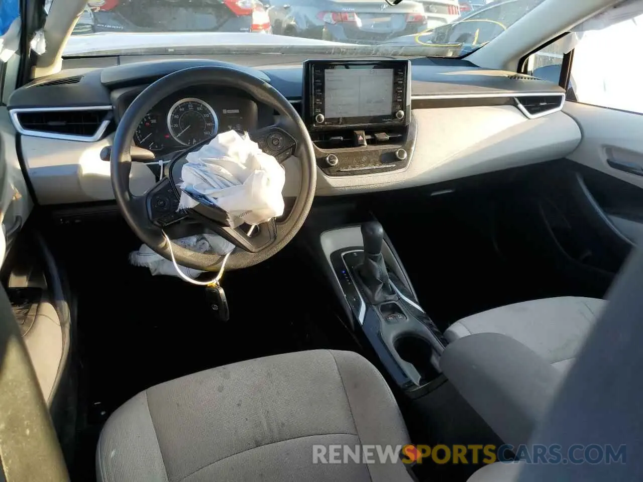 8 fotografías del automóvil dañado JTDVPMAE7NJ205335 TOYOTA COROLLA 2022