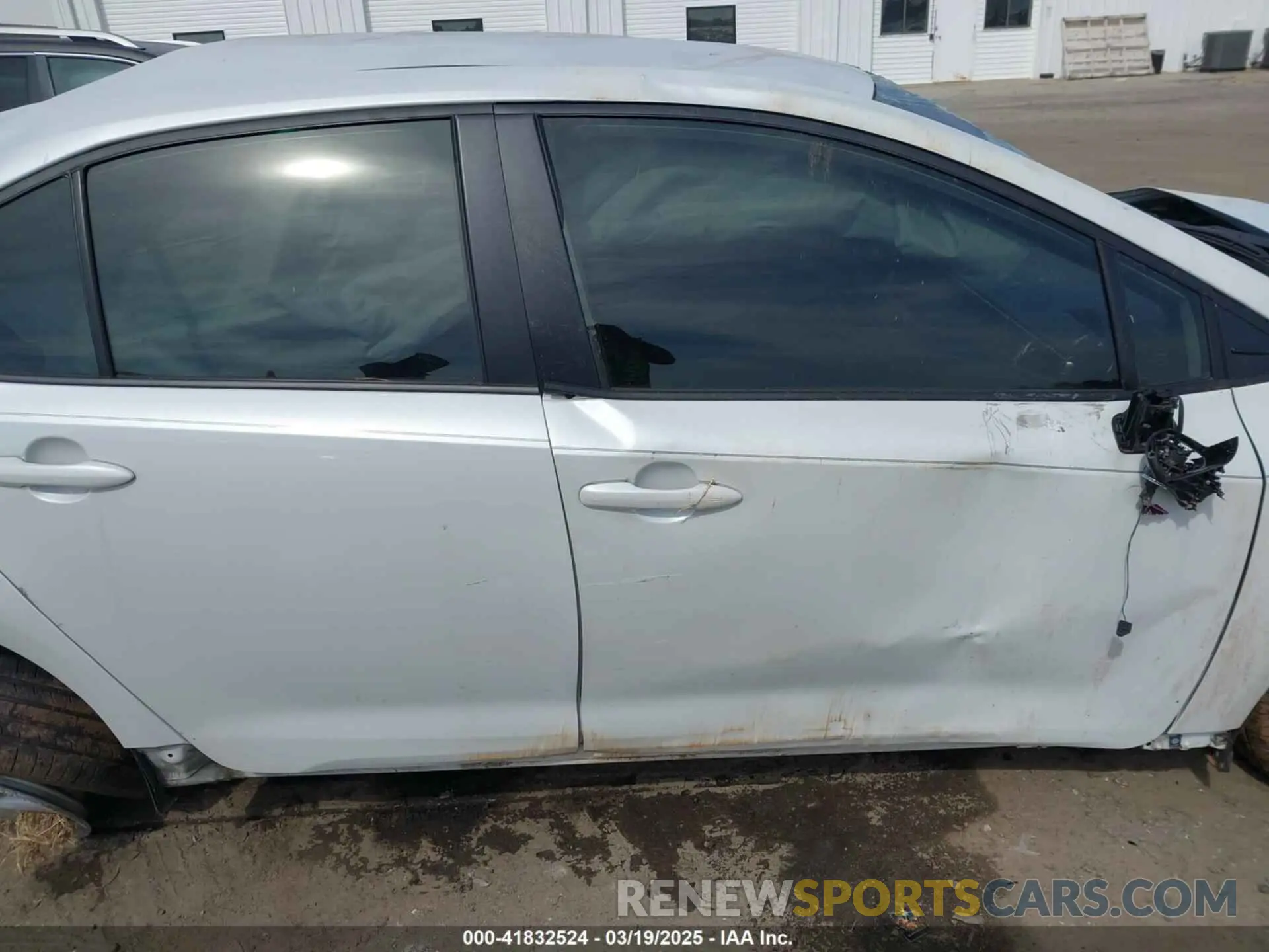 13 fotografías del automóvil dañado JTDVPMAE9N3015203 TOYOTA COROLLA 2022