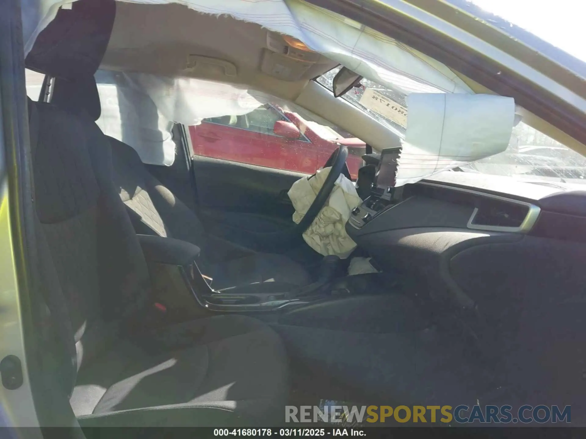 5 fotografías del automóvil dañado JTDVPMAEXN3004033 TOYOTA COROLLA 2022