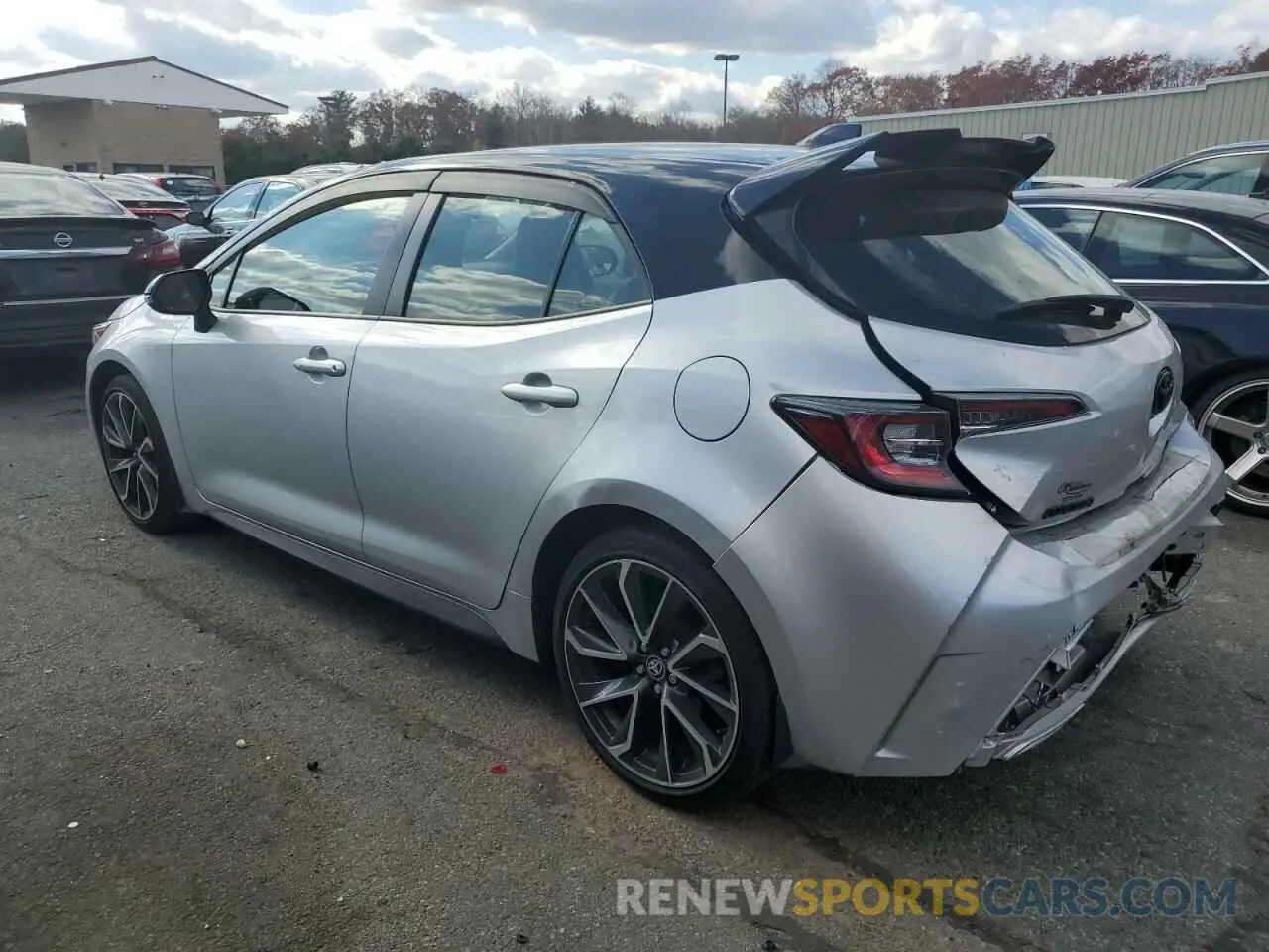 2 fotografías del automóvil dañado JTNA4MBE1N3172483 TOYOTA COROLLA 2022