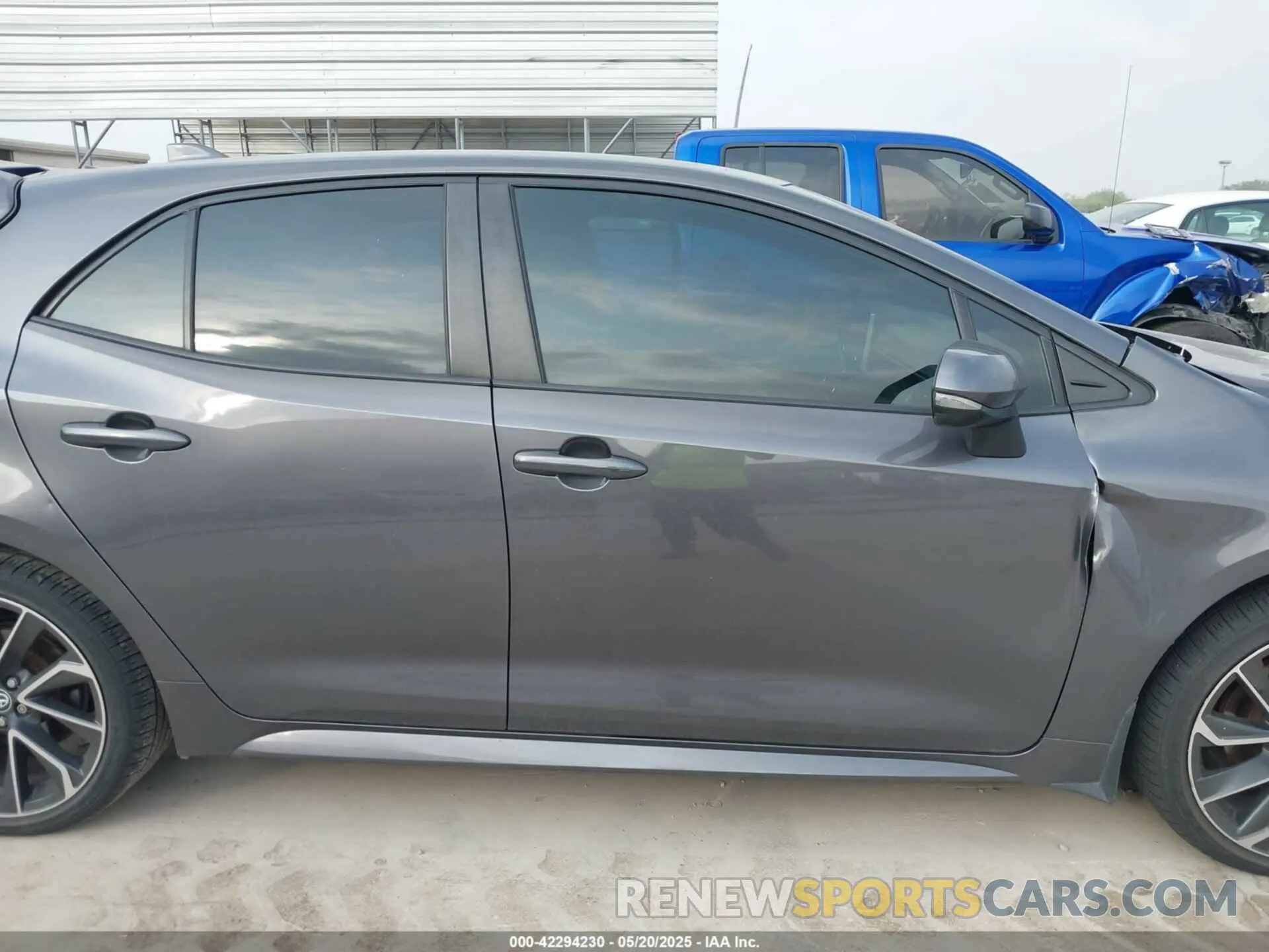 13 fotografías del automóvil dañado JTNA4MBE4N3183347 TOYOTA COROLLA 2022
