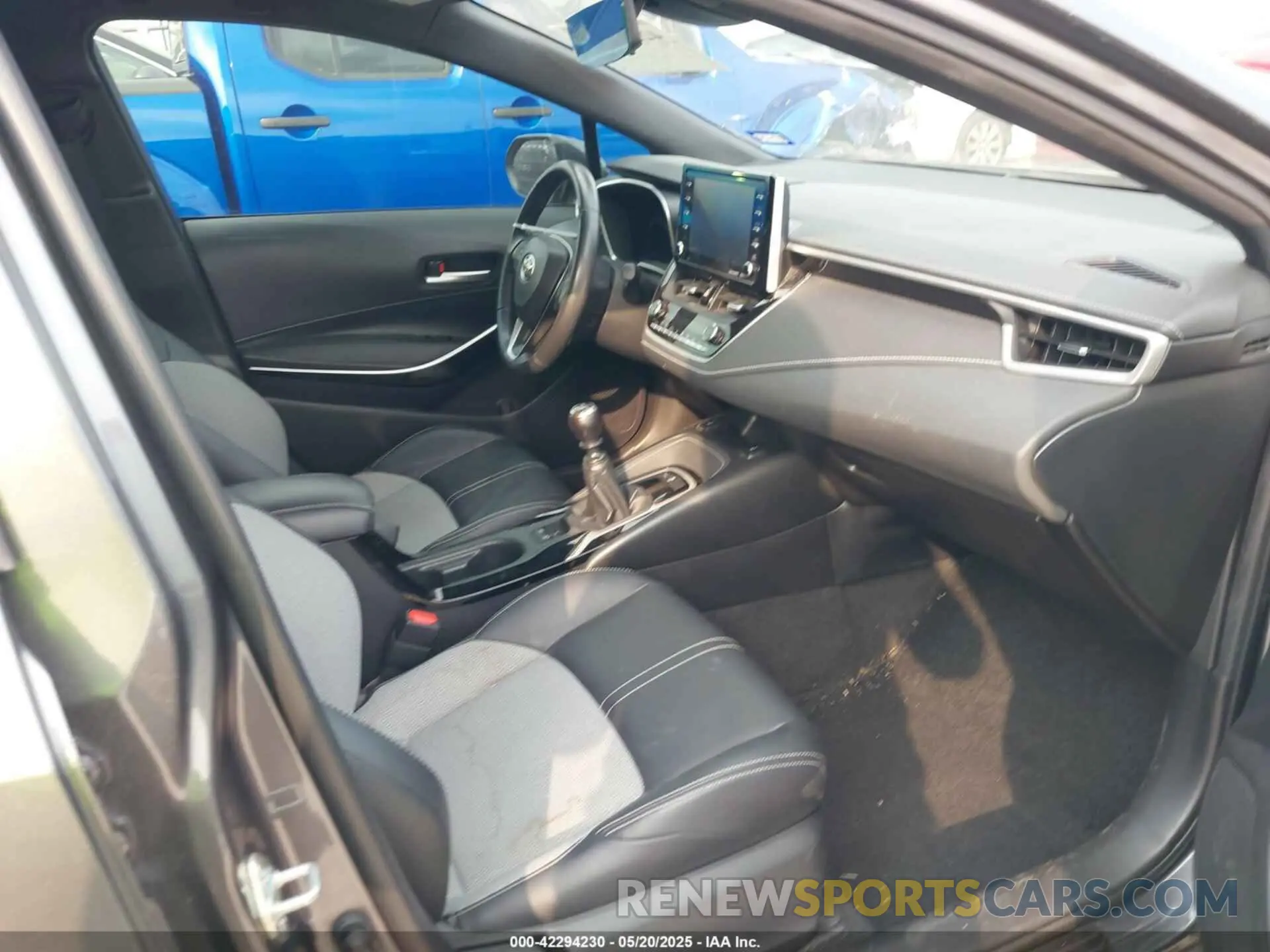 5 fotografías del automóvil dañado JTNA4MBE4N3183347 TOYOTA COROLLA 2022
