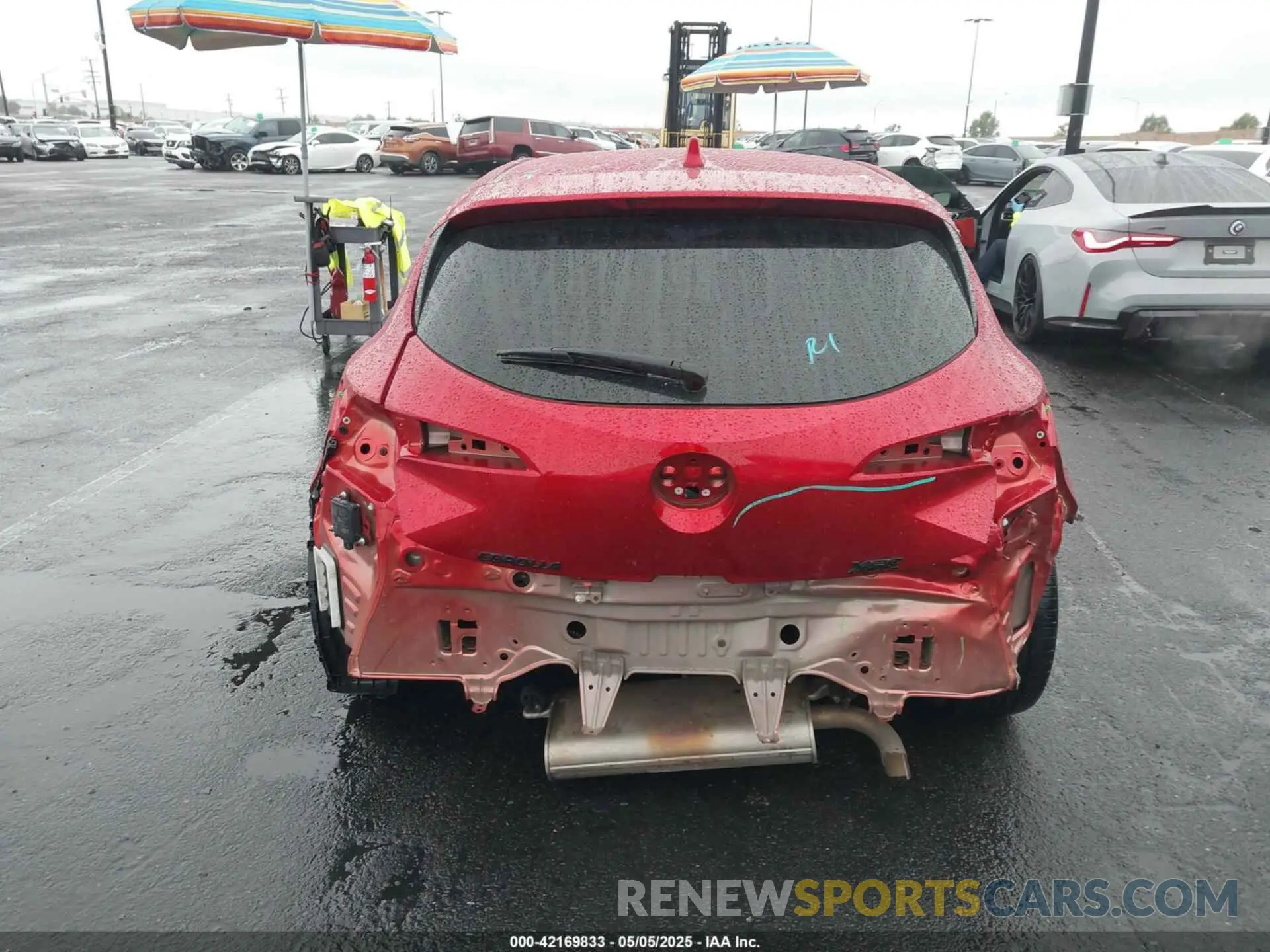 17 fotografías del automóvil dañado JTNA4MBE5N3176861 TOYOTA COROLLA 2022