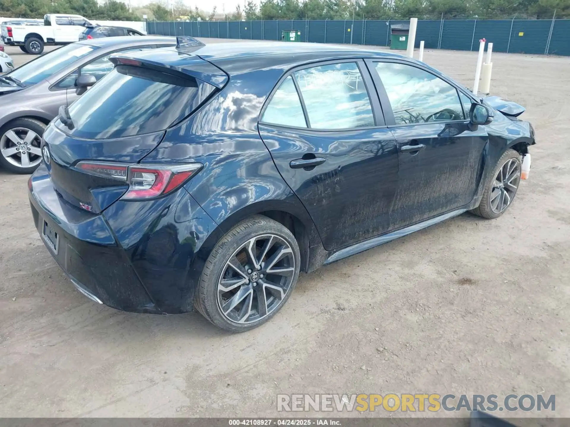 4 fotografías del automóvil dañado JTNC4MBE1N3158091 TOYOTA COROLLA 2022