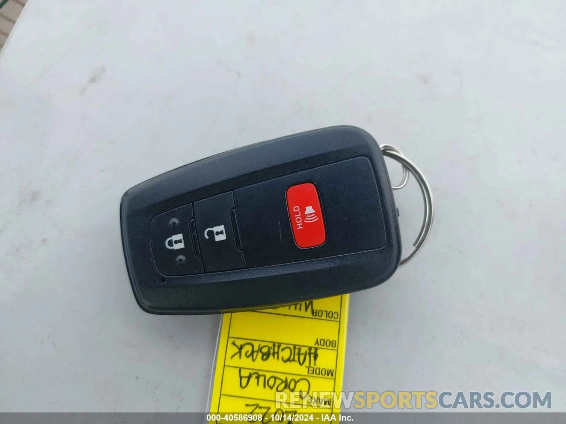 11 fotografías del automóvil dañado JTNC4MBE2N3158150 TOYOTA COROLLA 2022