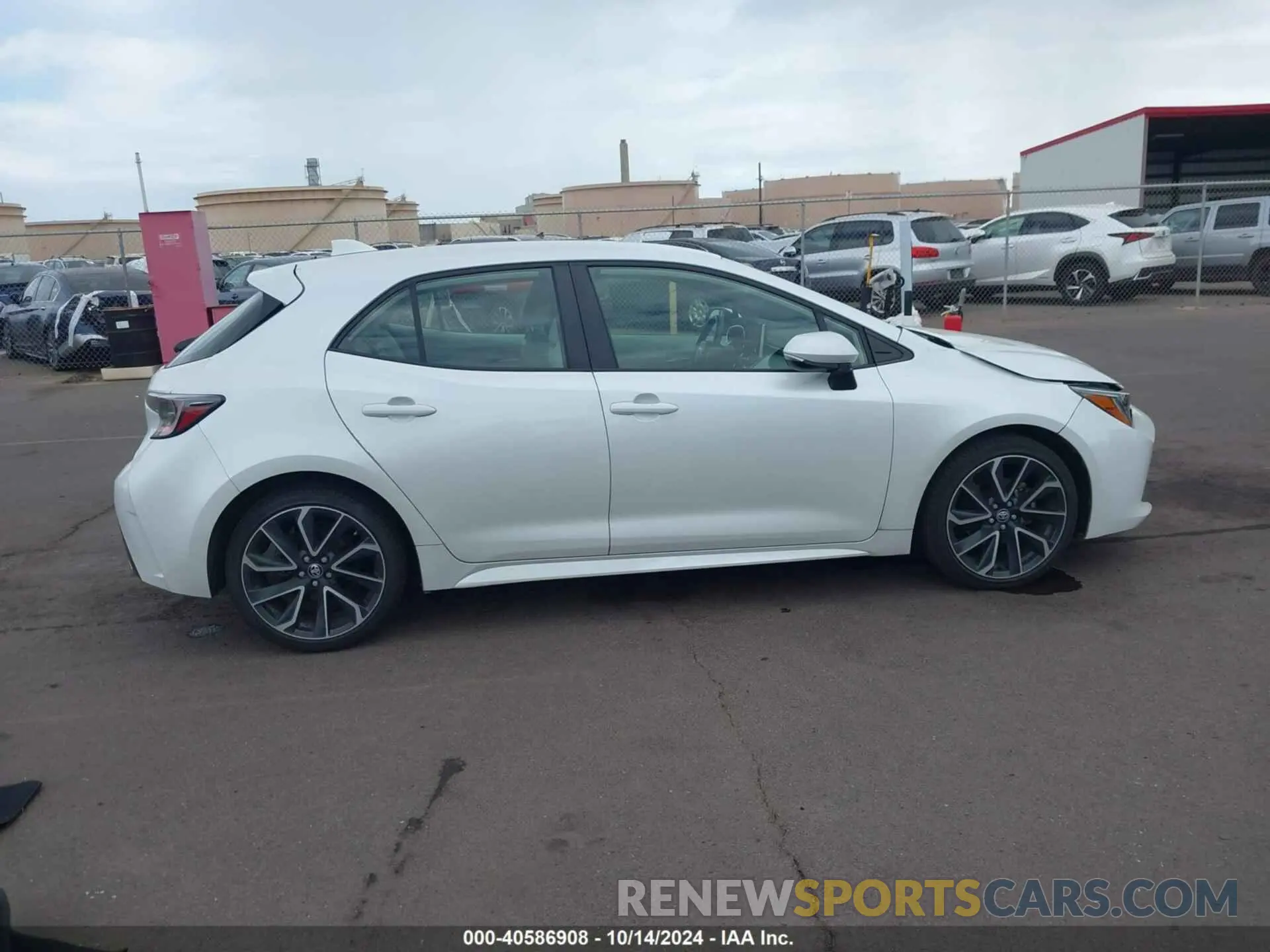 13 fotografías del automóvil dañado JTNC4MBE2N3158150 TOYOTA COROLLA 2022