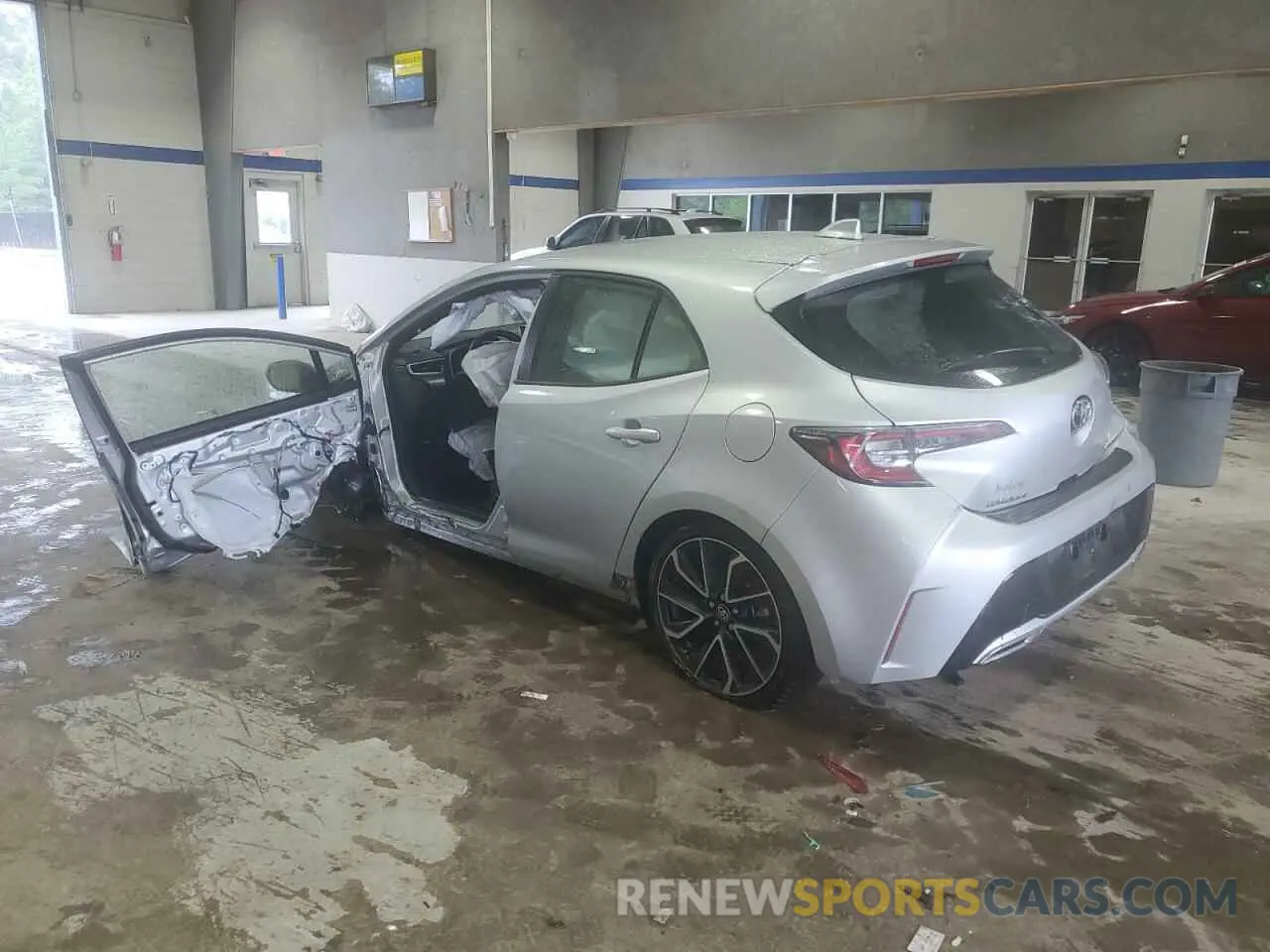 2 fotografías del automóvil dañado JTNC4MBE2N3183405 TOYOTA COROLLA 2022