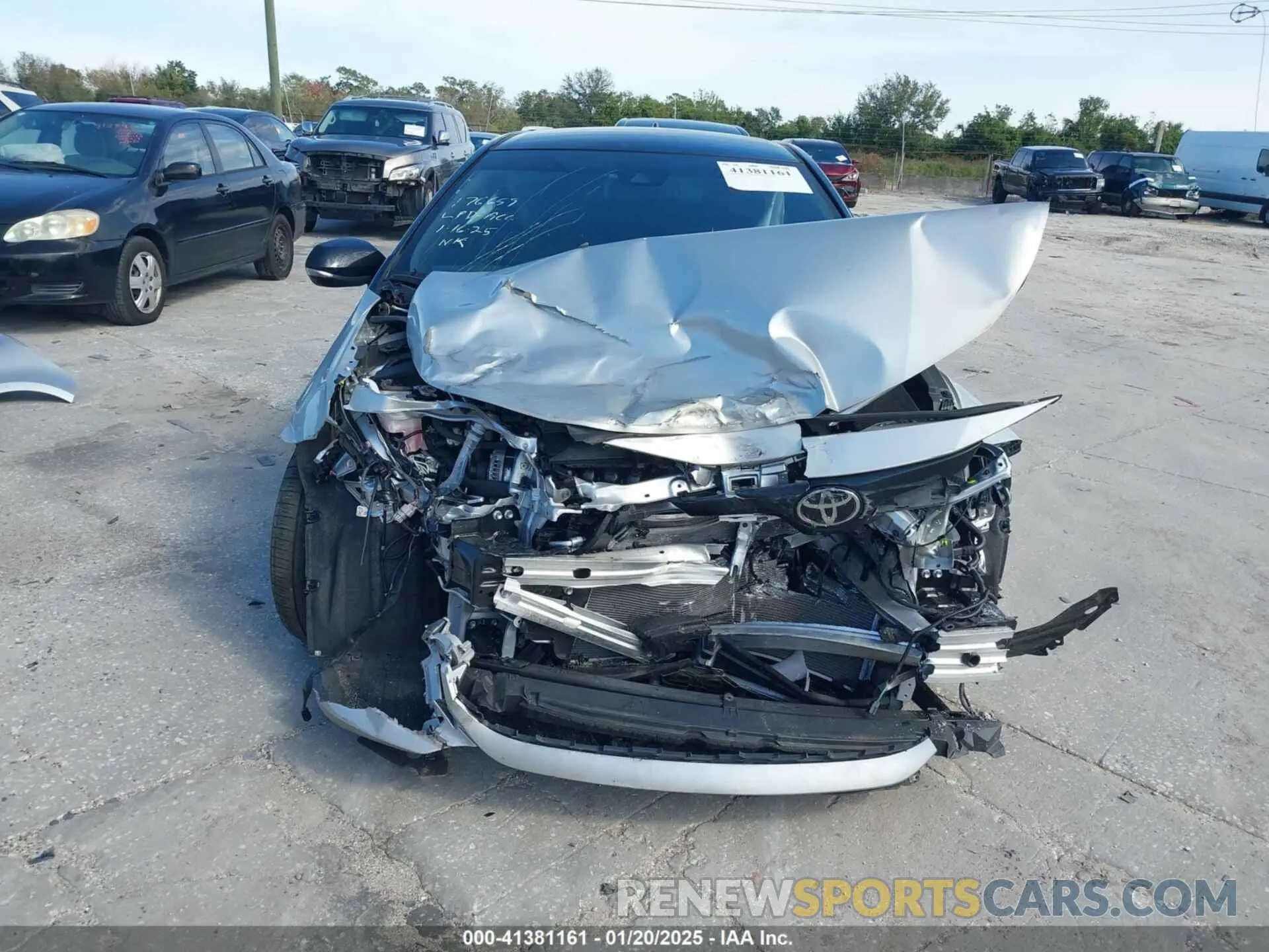 12 fotografías del automóvil dañado JTNC4MBE3N3175331 TOYOTA COROLLA 2022