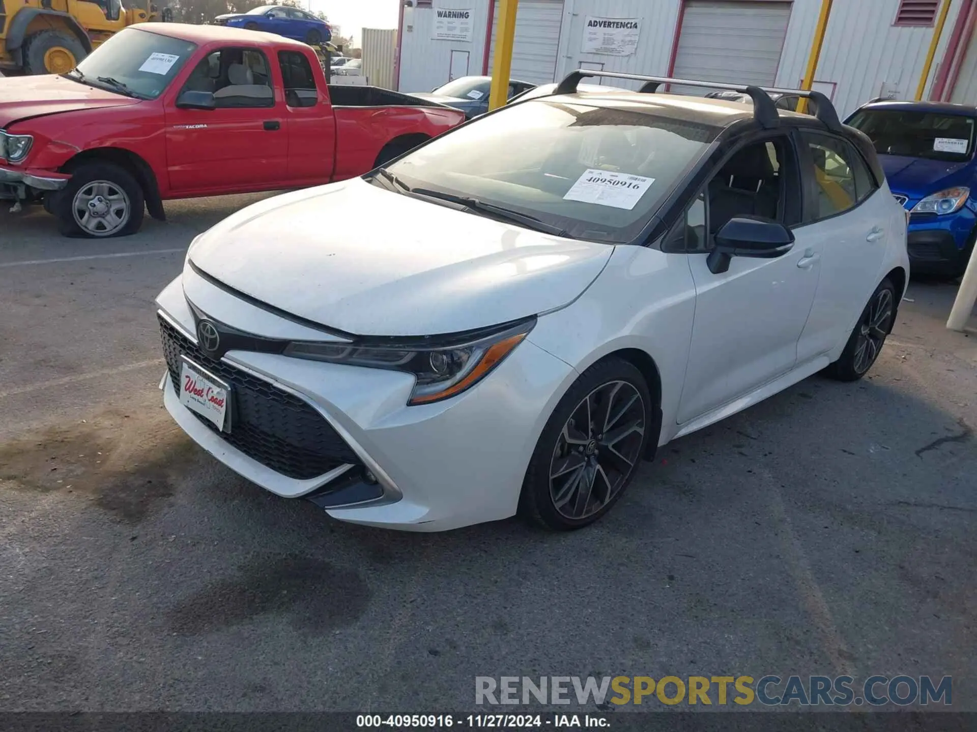 2 fotografías del automóvil dañado JTNC4MBE3N3189522 TOYOTA COROLLA 2022
