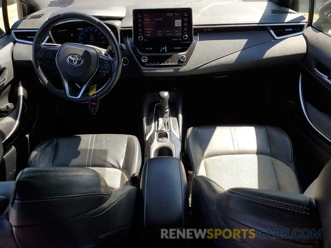 8 fotografías del automóvil dañado JTNC4MBE9N3173390 TOYOTA COROLLA 2022