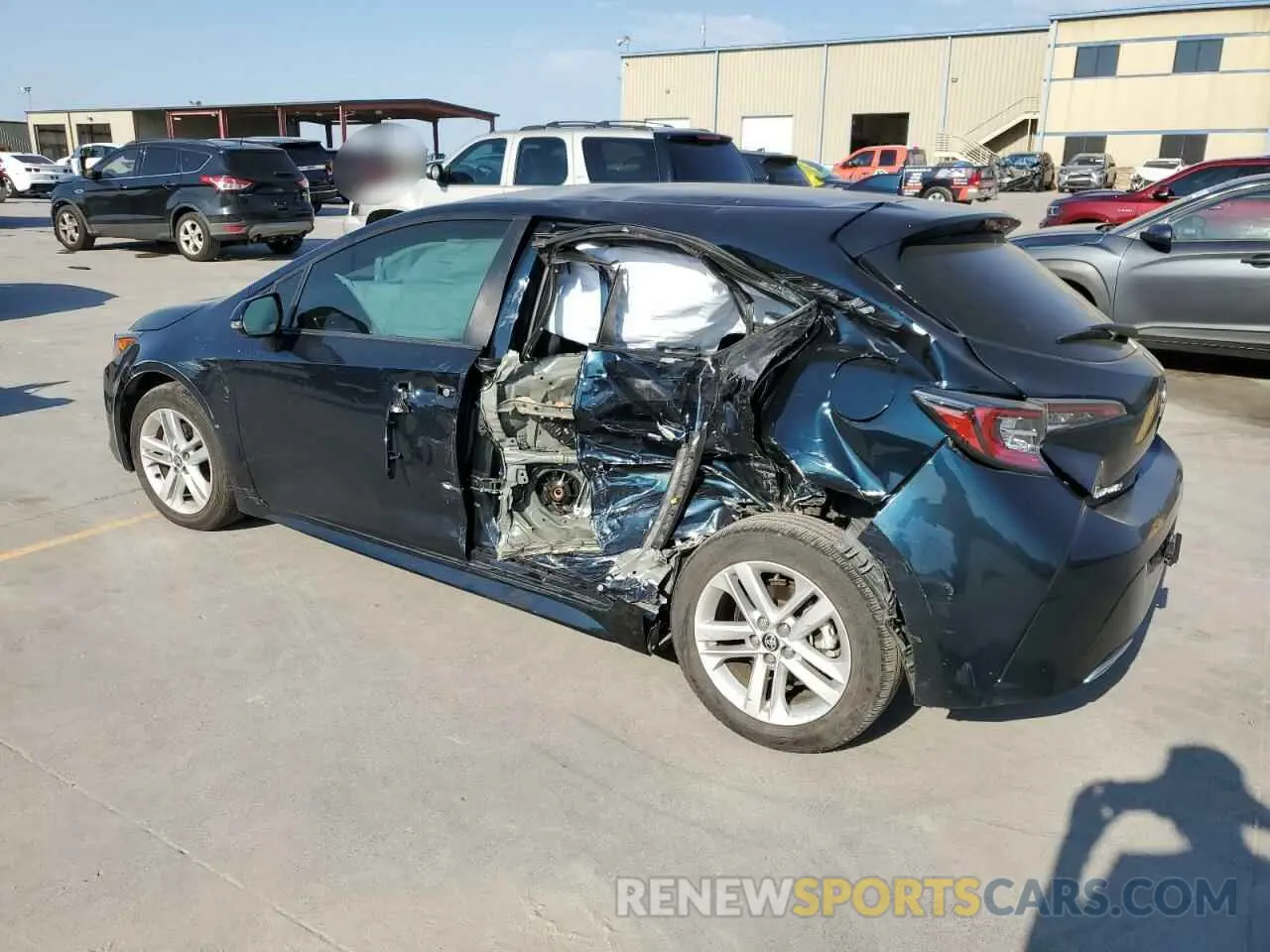 2 fotografías del automóvil dañado JTND4MBE0N3179177 TOYOTA COROLLA 2022