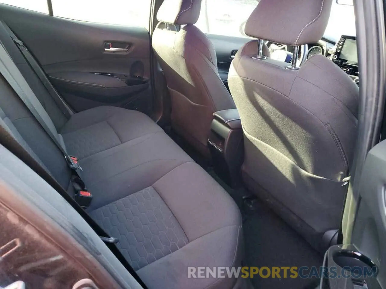 10 fotografías del automóvil dañado JTND4MBE1N3180631 TOYOTA COROLLA 2022