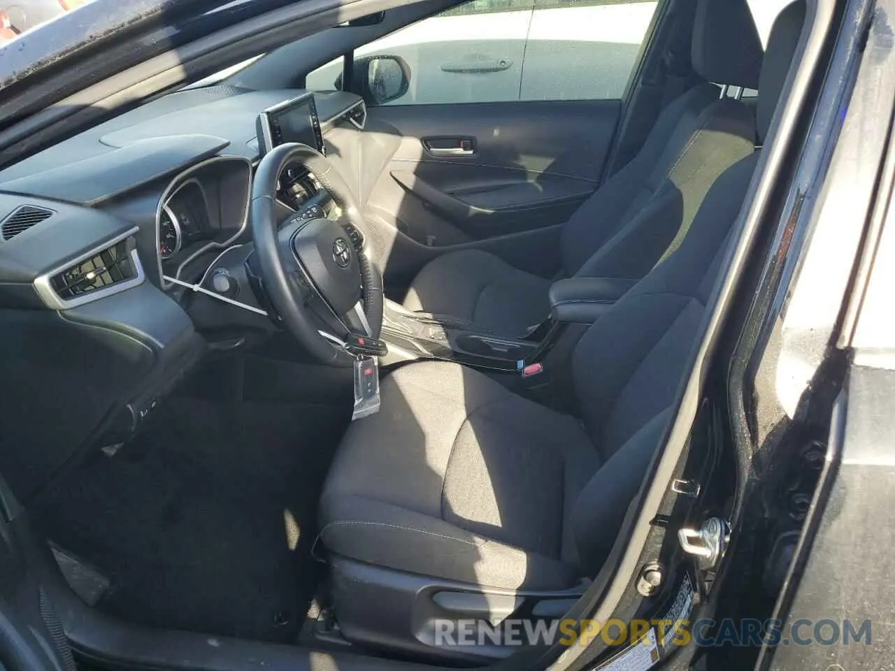 7 fotografías del automóvil dañado JTND4MBE1N3180631 TOYOTA COROLLA 2022