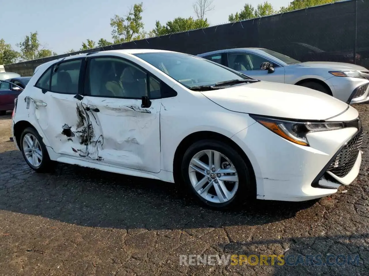 4 fotografías del automóvil dañado JTND4MBE2N3164521 TOYOTA COROLLA 2022