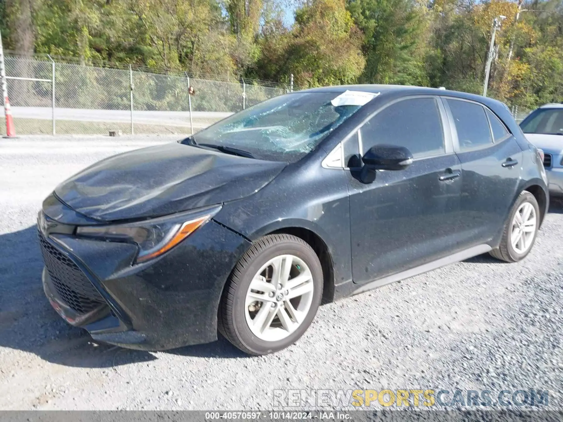 2 fotografías del automóvil dañado JTND4MBE2N3182372 TOYOTA COROLLA 2022