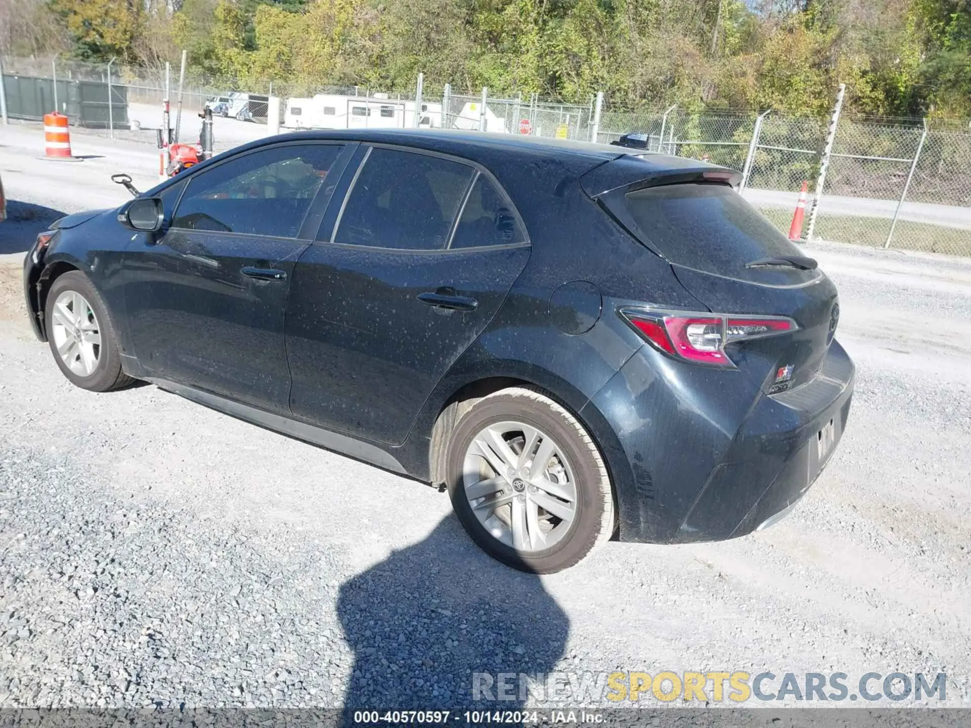 3 fotografías del automóvil dañado JTND4MBE2N3182372 TOYOTA COROLLA 2022