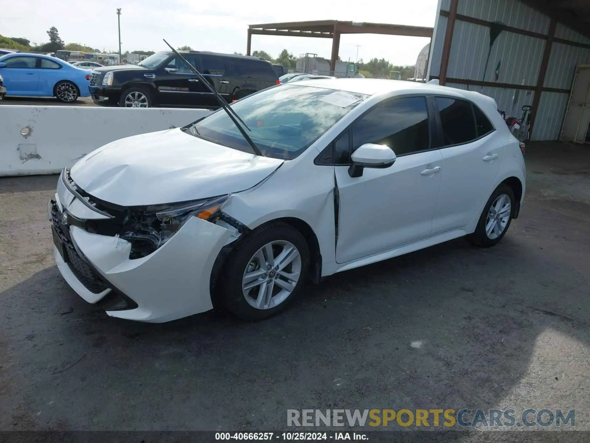2 fotografías del automóvil dañado JTND4MBE5N3177926 TOYOTA COROLLA 2022