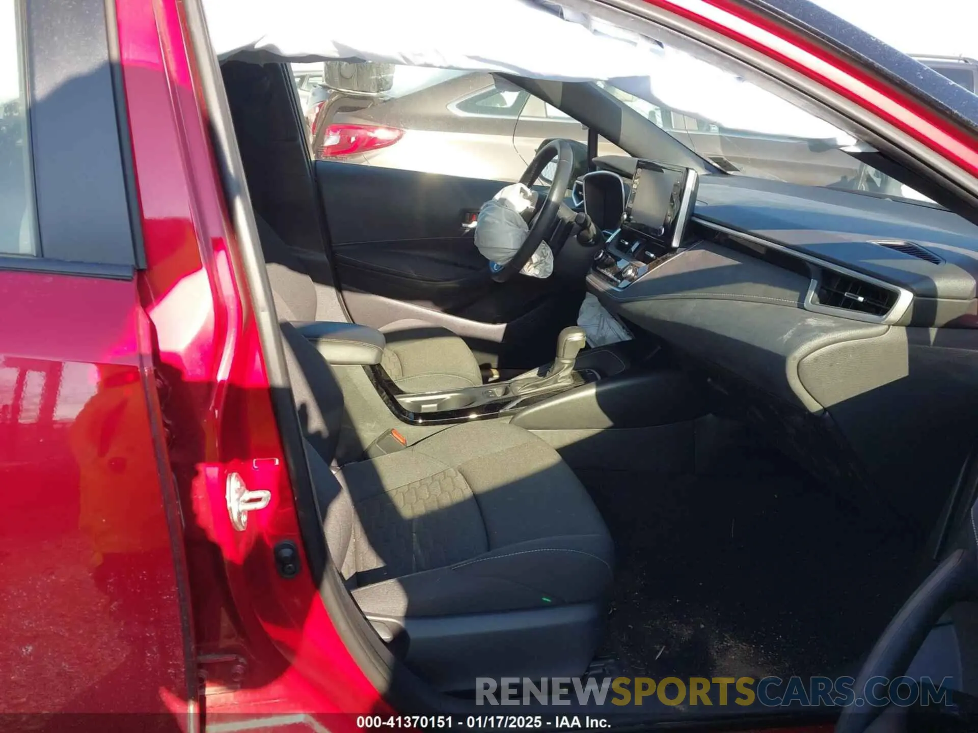 5 fotografías del automóvil dañado JTND4MBE6N3178552 TOYOTA COROLLA 2022