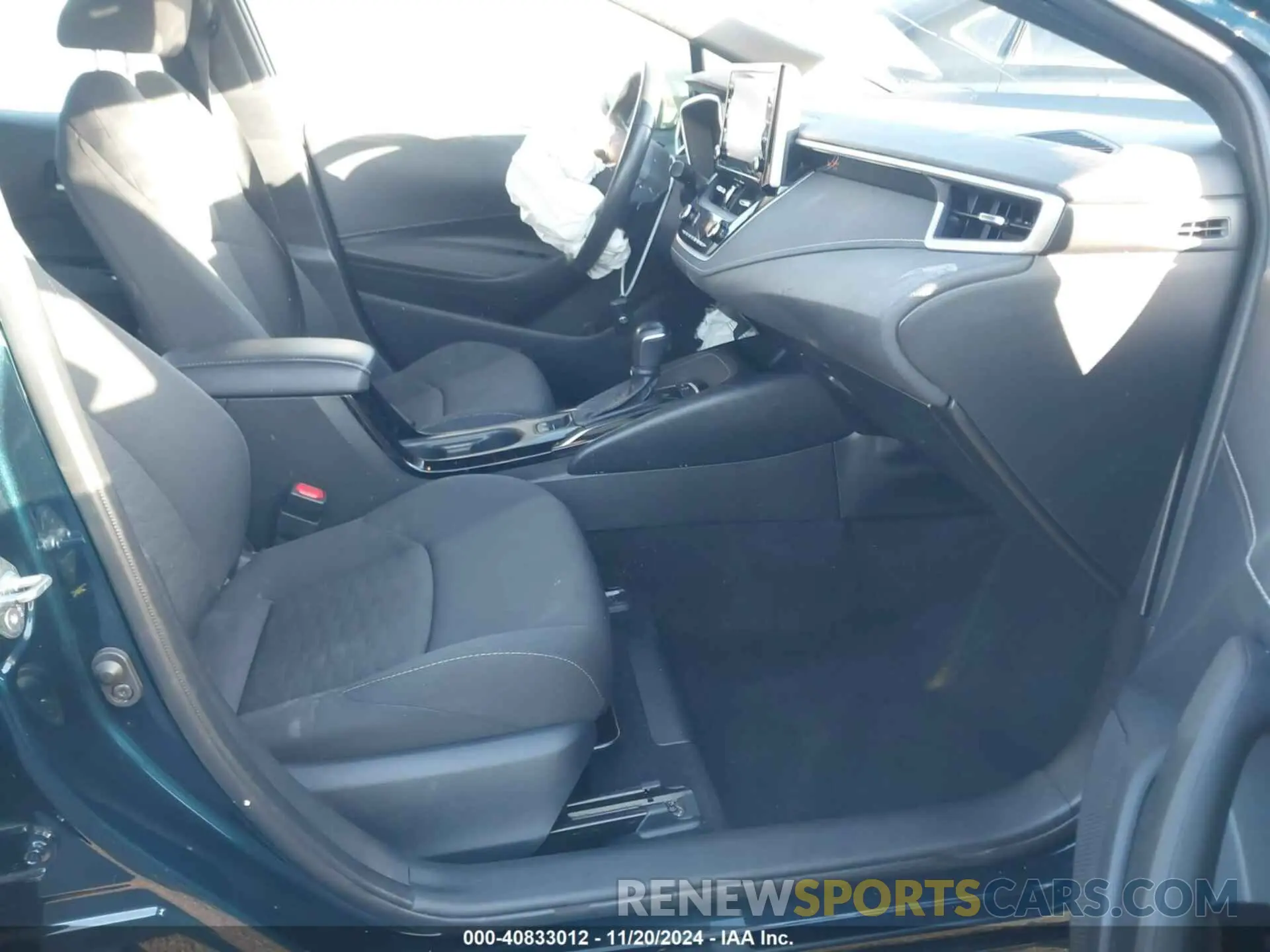 5 fotografías del automóvil dañado JTND4MBE8N3181128 TOYOTA COROLLA 2022