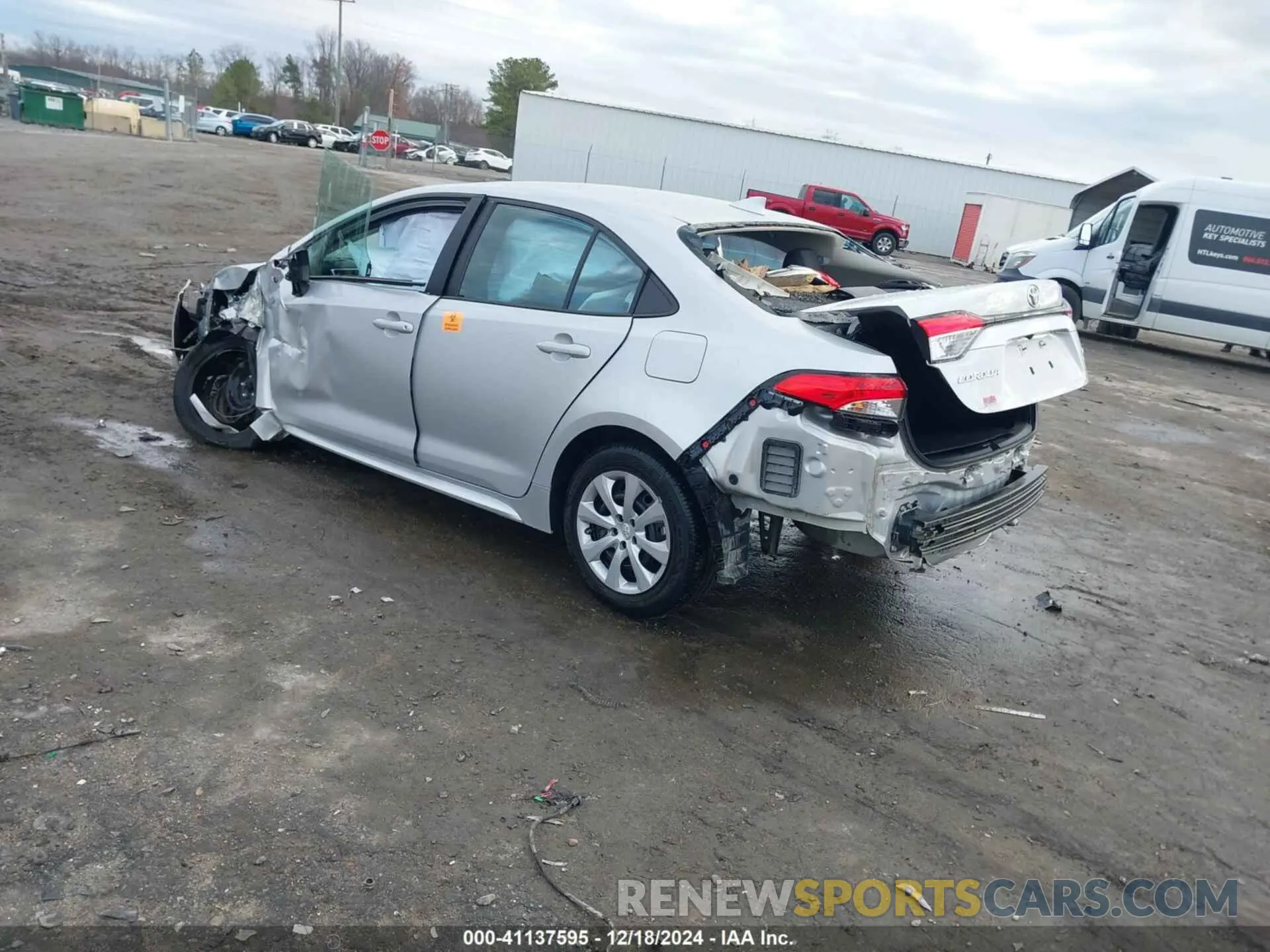 3 fotografías del automóvil dañado 5YFB4MDE0PP013003 TOYOTA COROLLA 2023