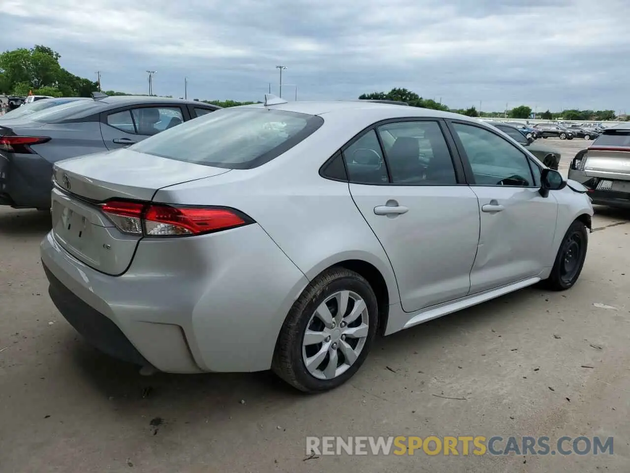 3 fotografías del automóvil dañado 5YFB4MDE0PP013678 TOYOTA COROLLA 2023