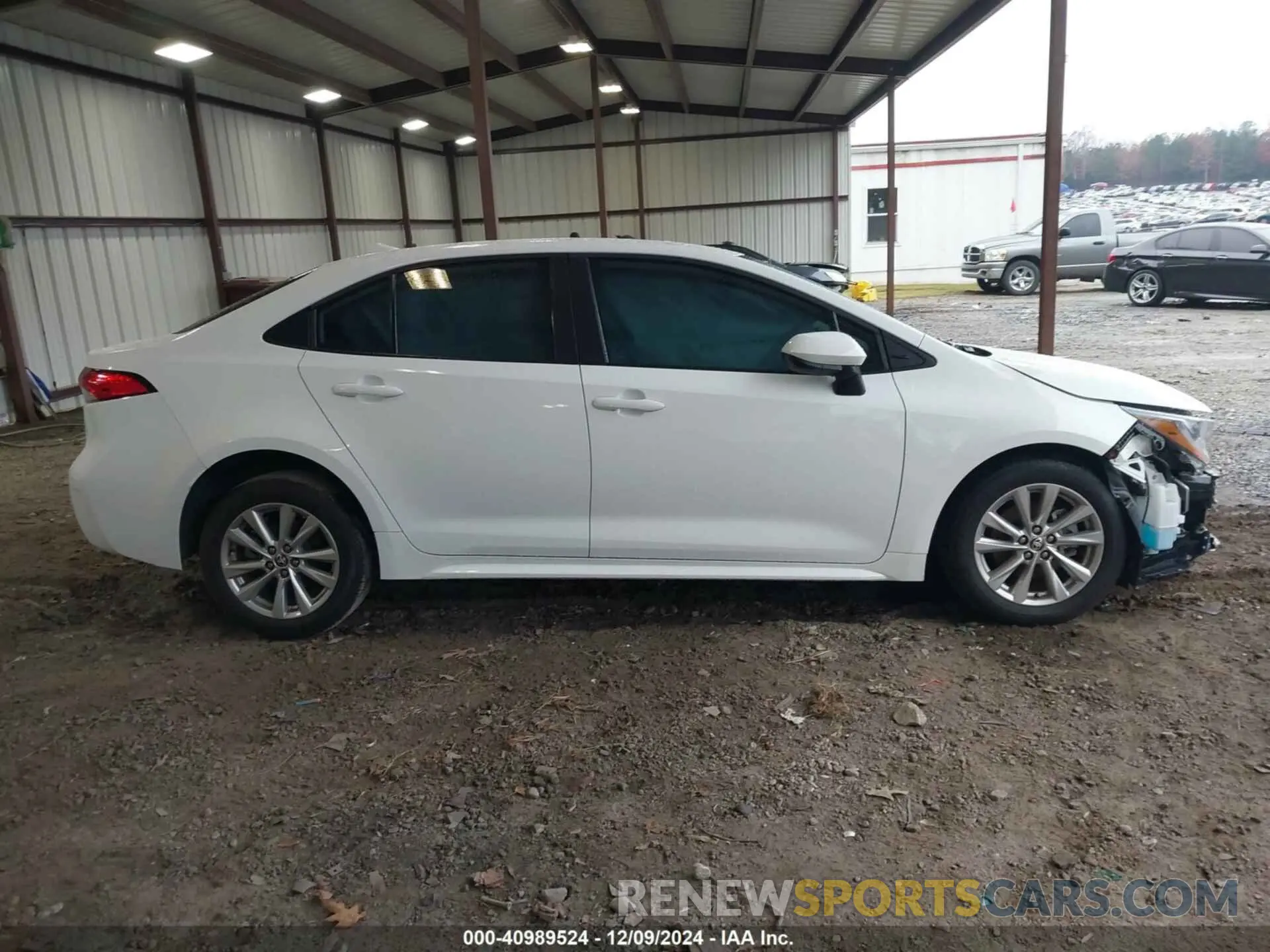 13 fotografías del automóvil dañado 5YFB4MDE0PP027614 TOYOTA COROLLA 2023
