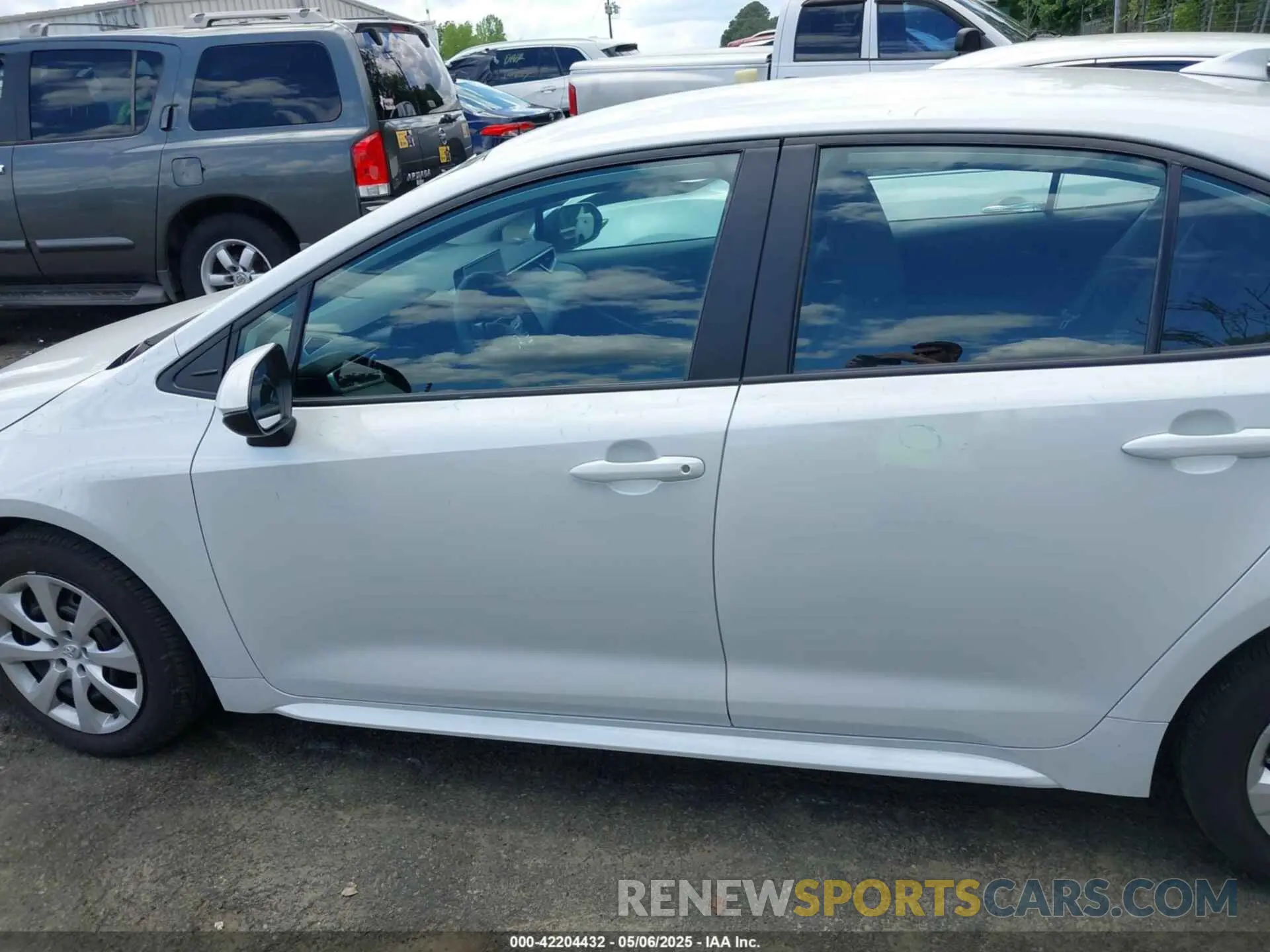 14 fotografías del automóvil dañado 5YFB4MDE0PP029296 TOYOTA COROLLA 2023