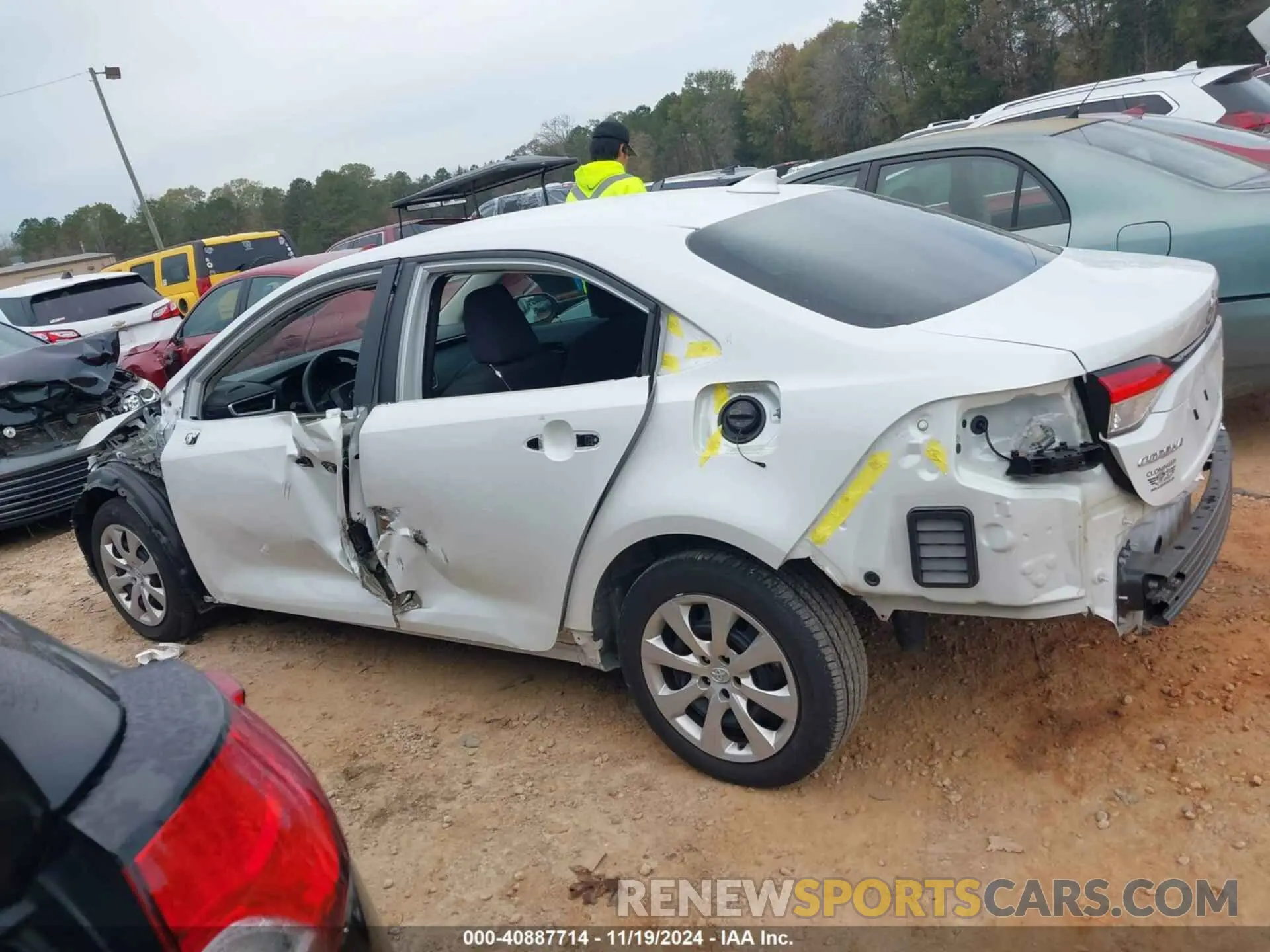 15 fotografías del automóvil dañado 5YFB4MDE0PP039715 TOYOTA COROLLA 2023
