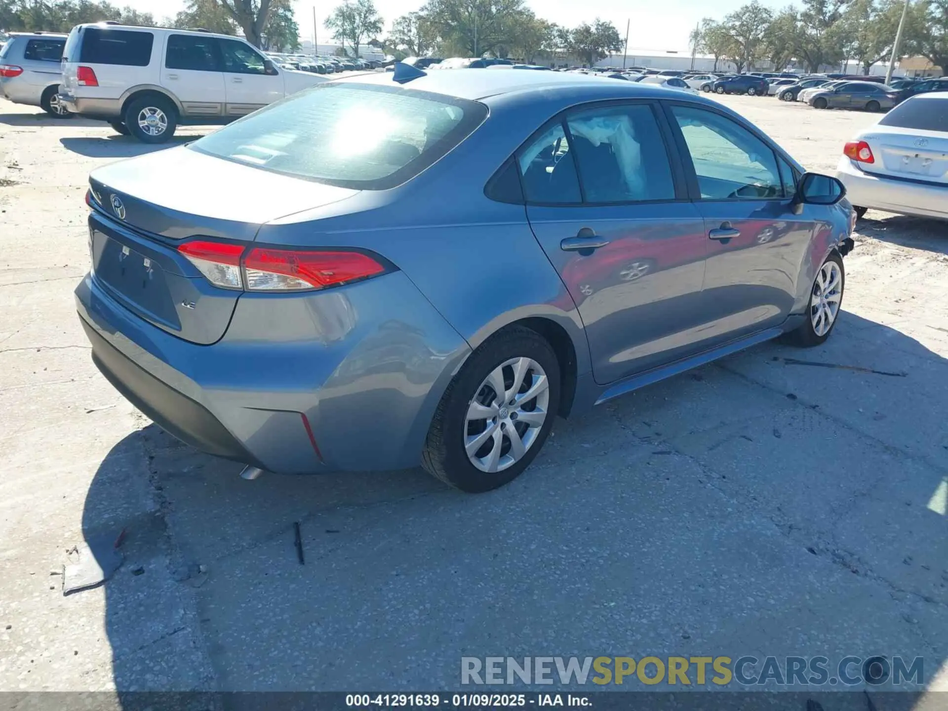 4 fotografías del automóvil dañado 5YFB4MDE0PP052951 TOYOTA COROLLA 2023