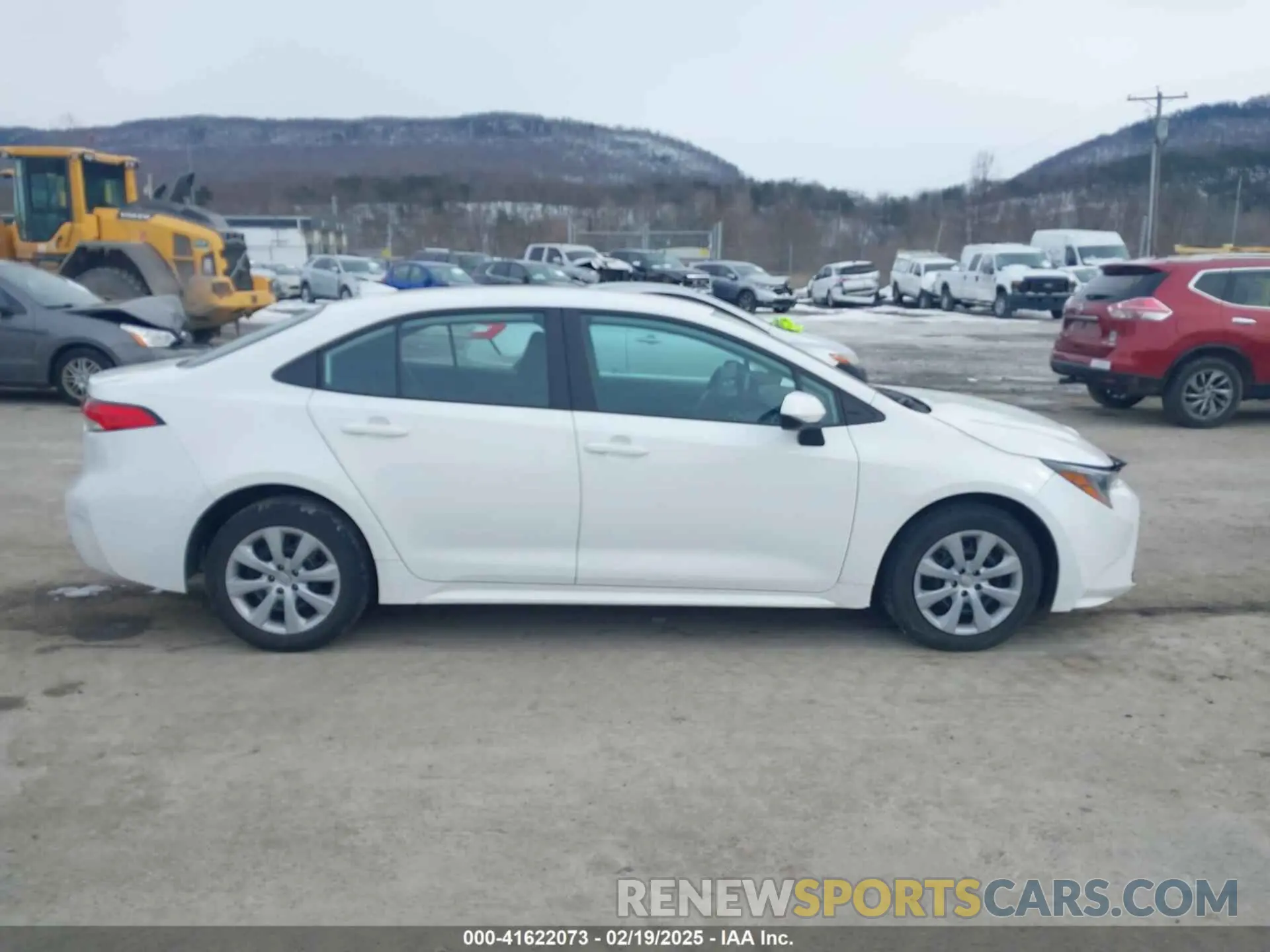 14 fotografías del automóvil dañado 5YFB4MDE1PP006075 TOYOTA COROLLA 2023