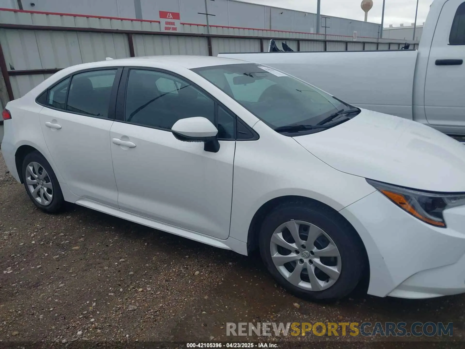 13 fotografías del automóvil dañado 5YFB4MDE1PP022468 TOYOTA COROLLA 2023