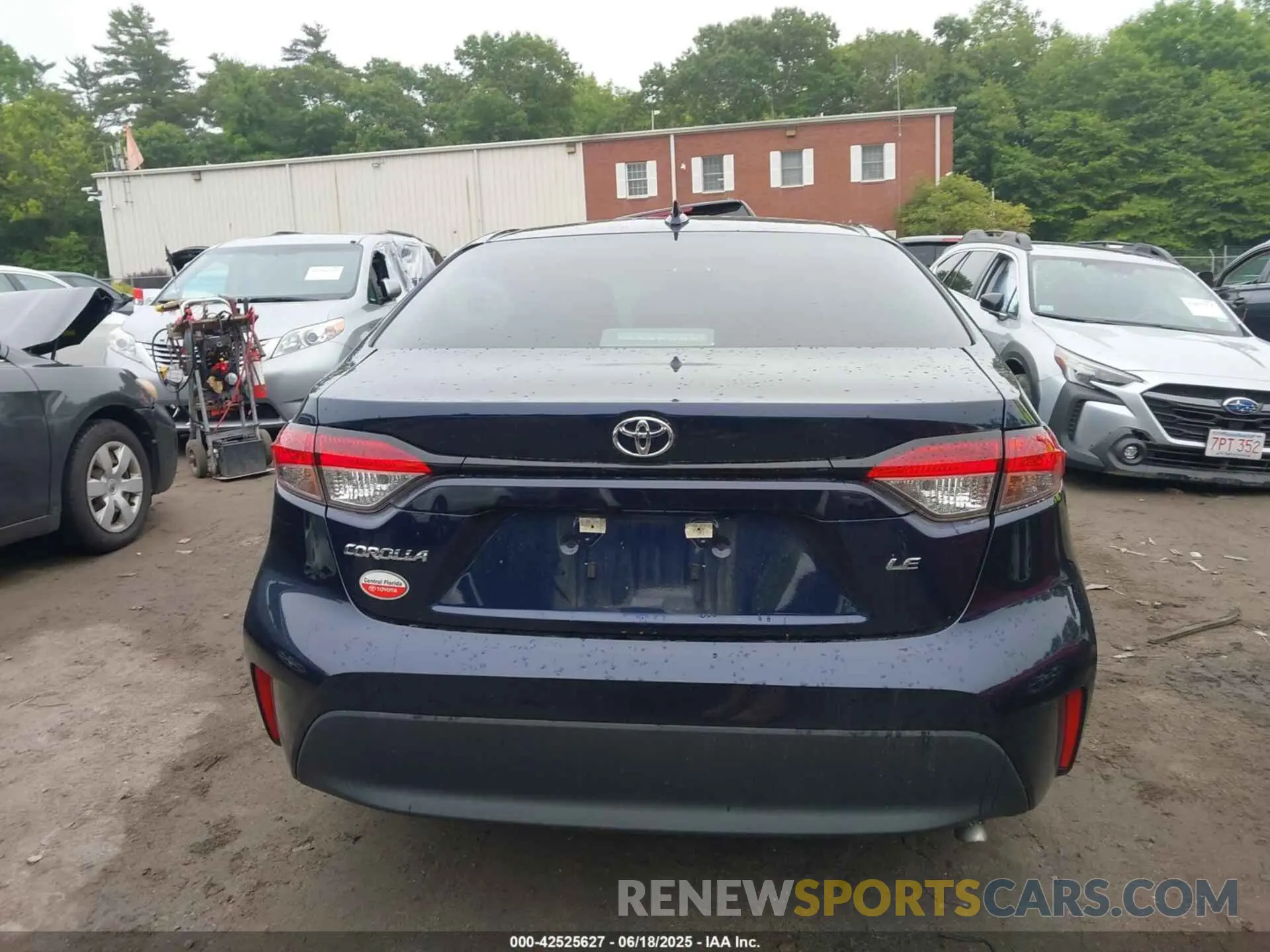 17 fotografías del automóvil dañado 5YFB4MDE1PP077499 TOYOTA COROLLA 2023
