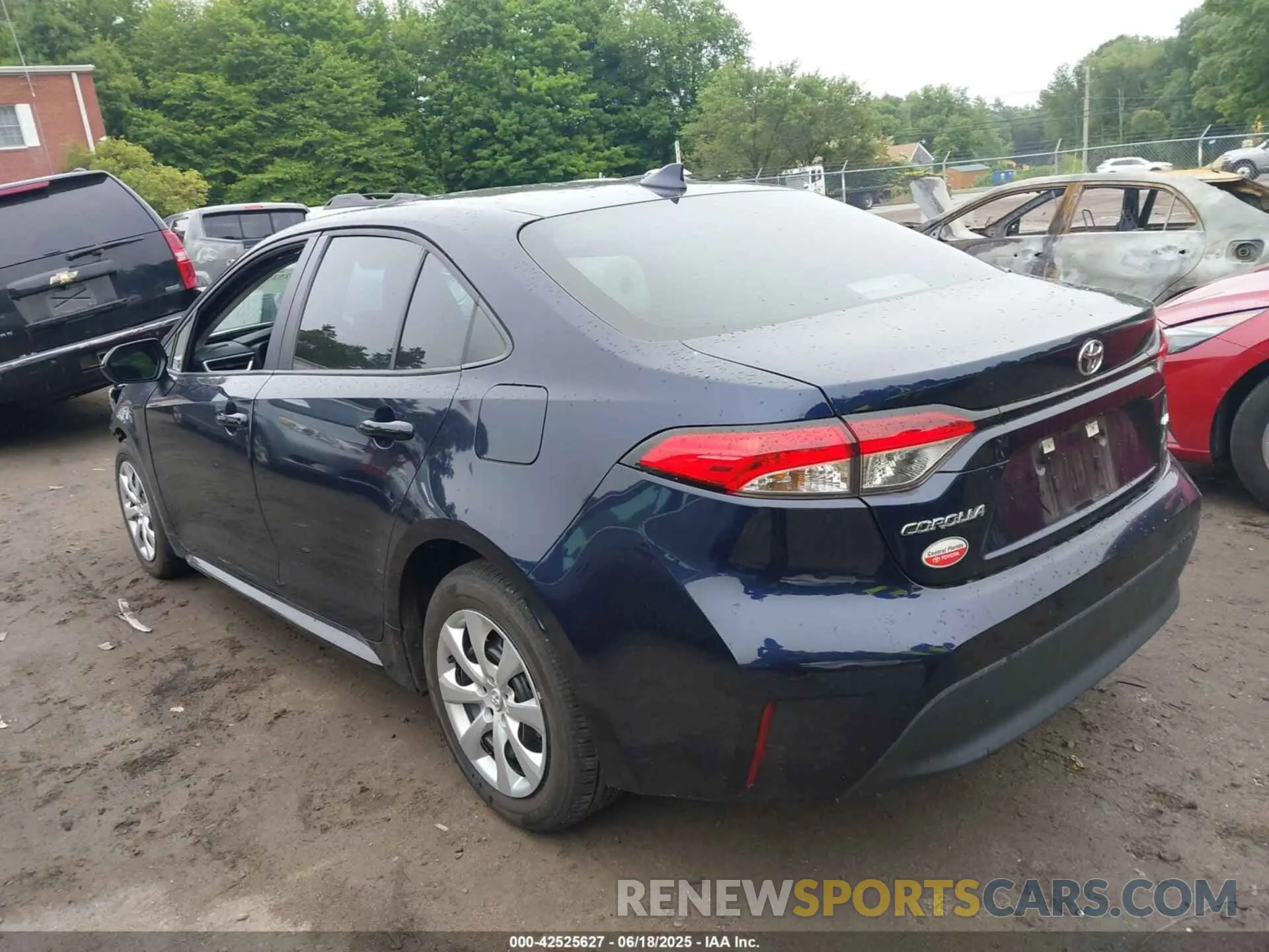 3 fotografías del automóvil dañado 5YFB4MDE1PP077499 TOYOTA COROLLA 2023