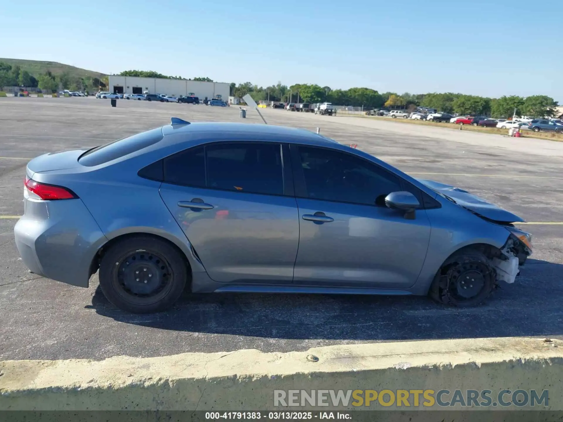 13 fotografías del automóvil dañado 5YFB4MDE1PP078748 TOYOTA COROLLA 2023