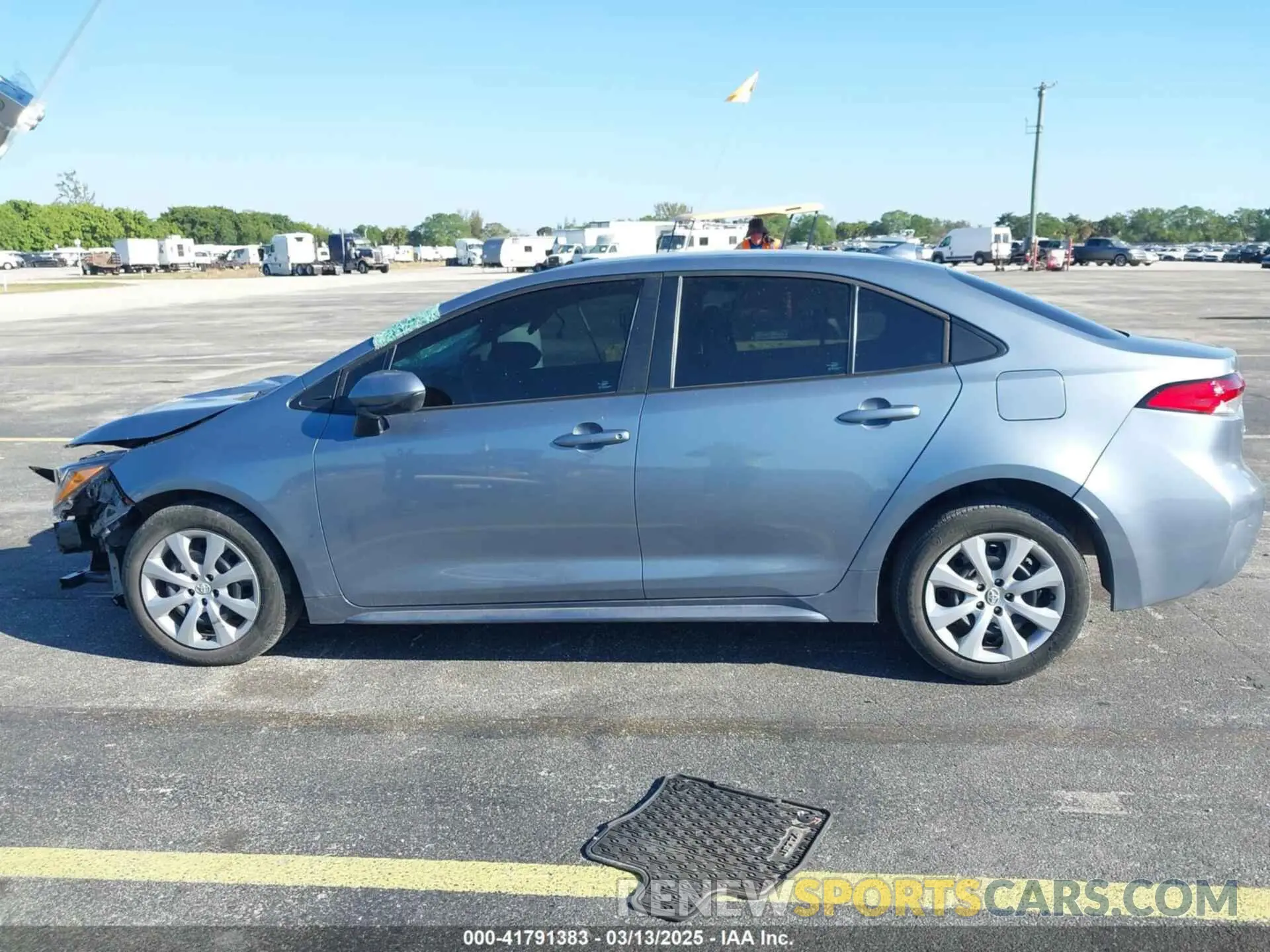 14 fotografías del automóvil dañado 5YFB4MDE1PP078748 TOYOTA COROLLA 2023