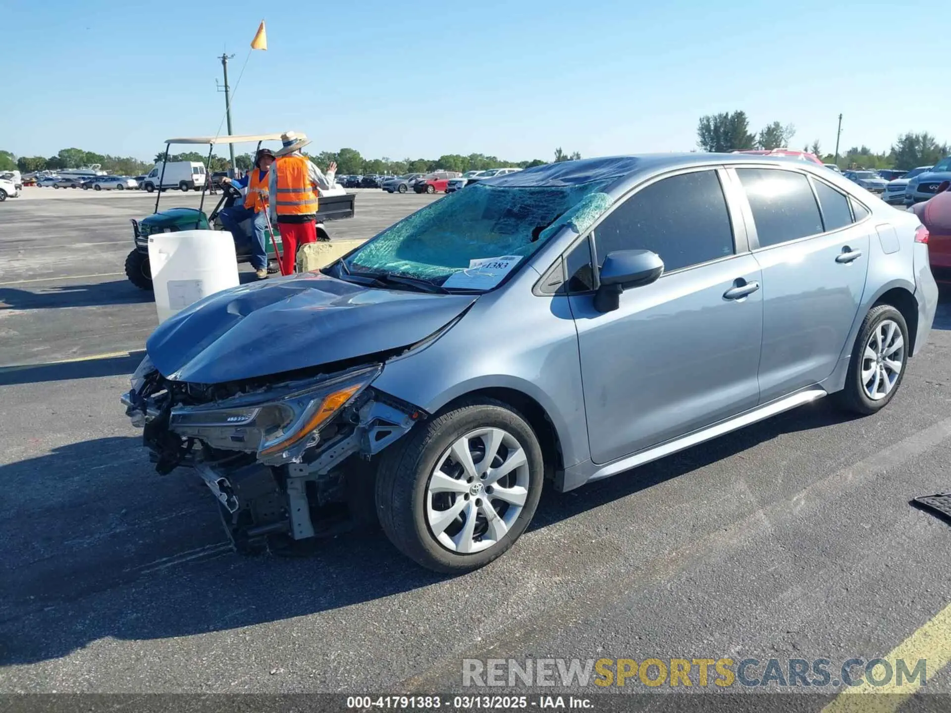 2 fotografías del automóvil dañado 5YFB4MDE1PP078748 TOYOTA COROLLA 2023