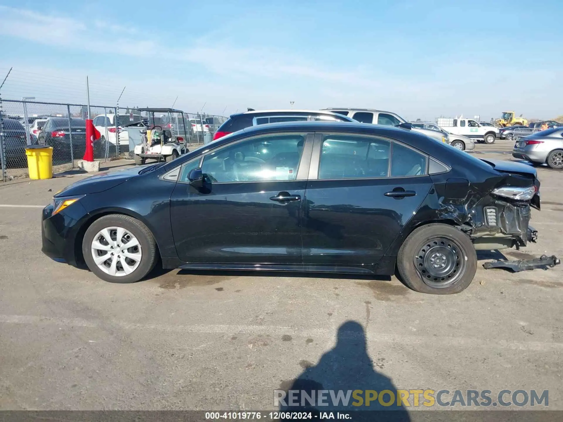 15 fotografías del automóvil dañado 5YFB4MDE2PP008661 TOYOTA COROLLA 2023