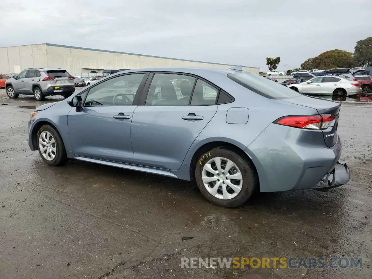 2 fotografías del automóvil dañado 5YFB4MDE2PP033768 TOYOTA COROLLA 2023